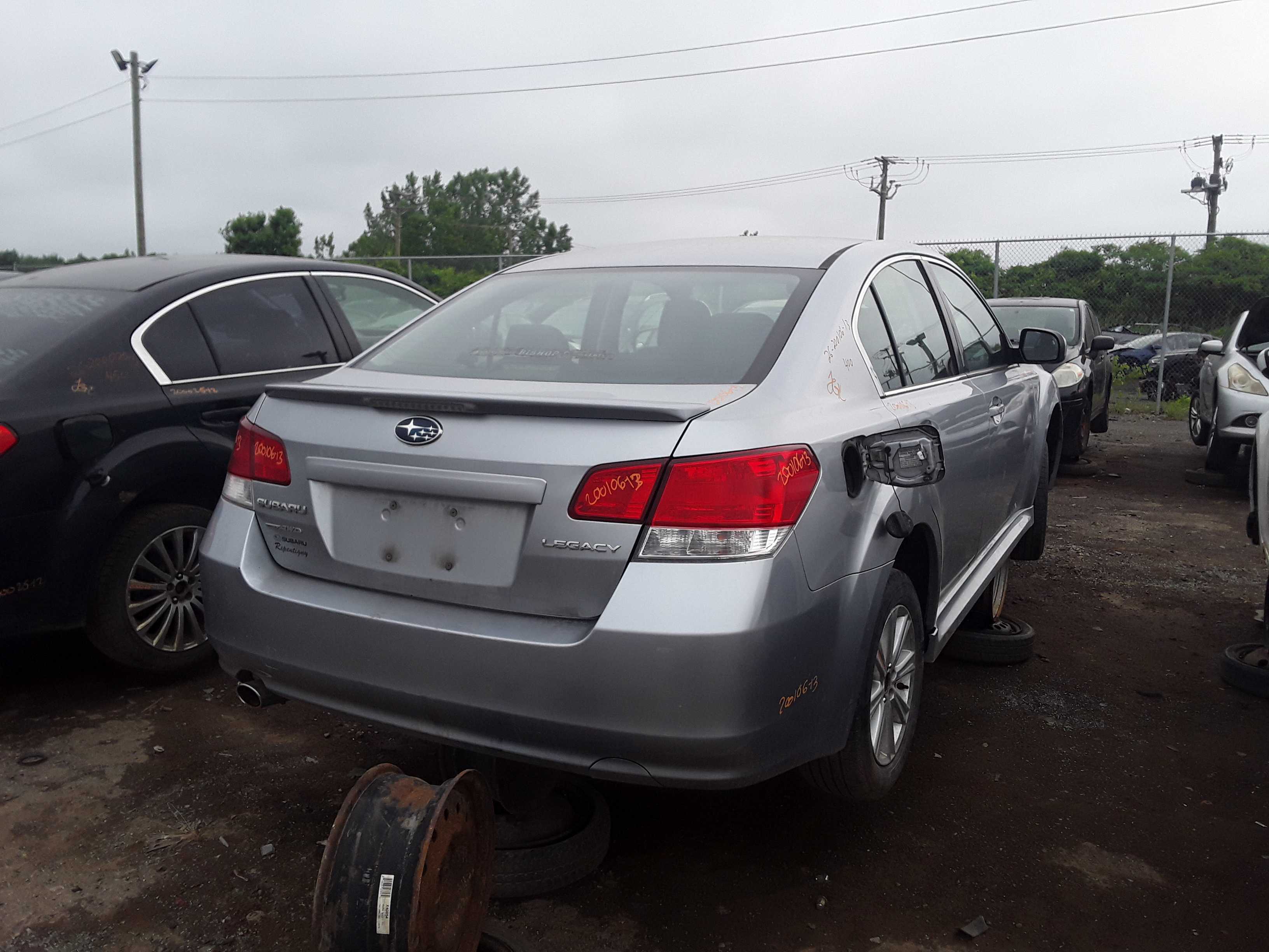 SUBARU LEGACY 2013