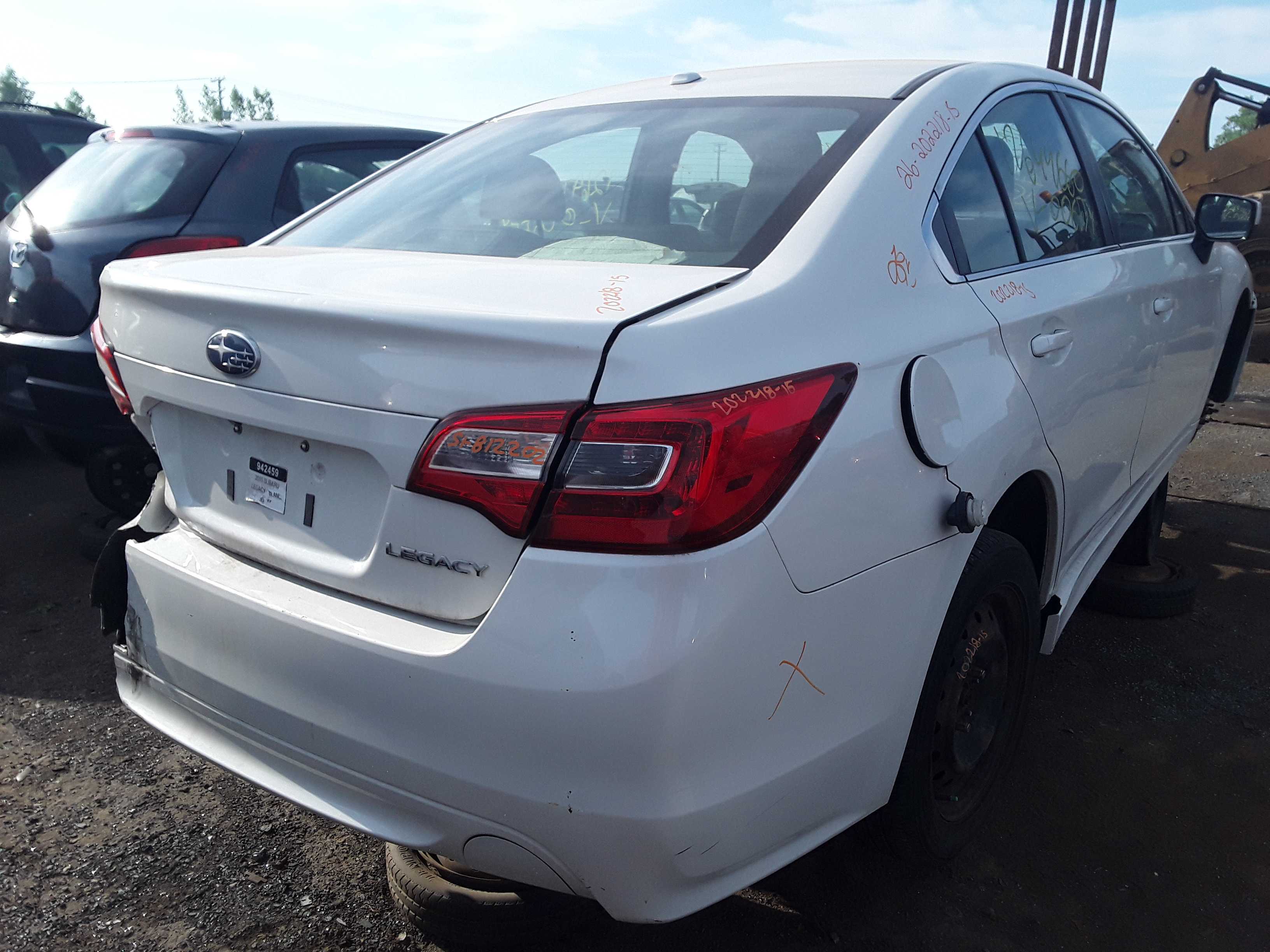 SUBARU LEGACY 2015