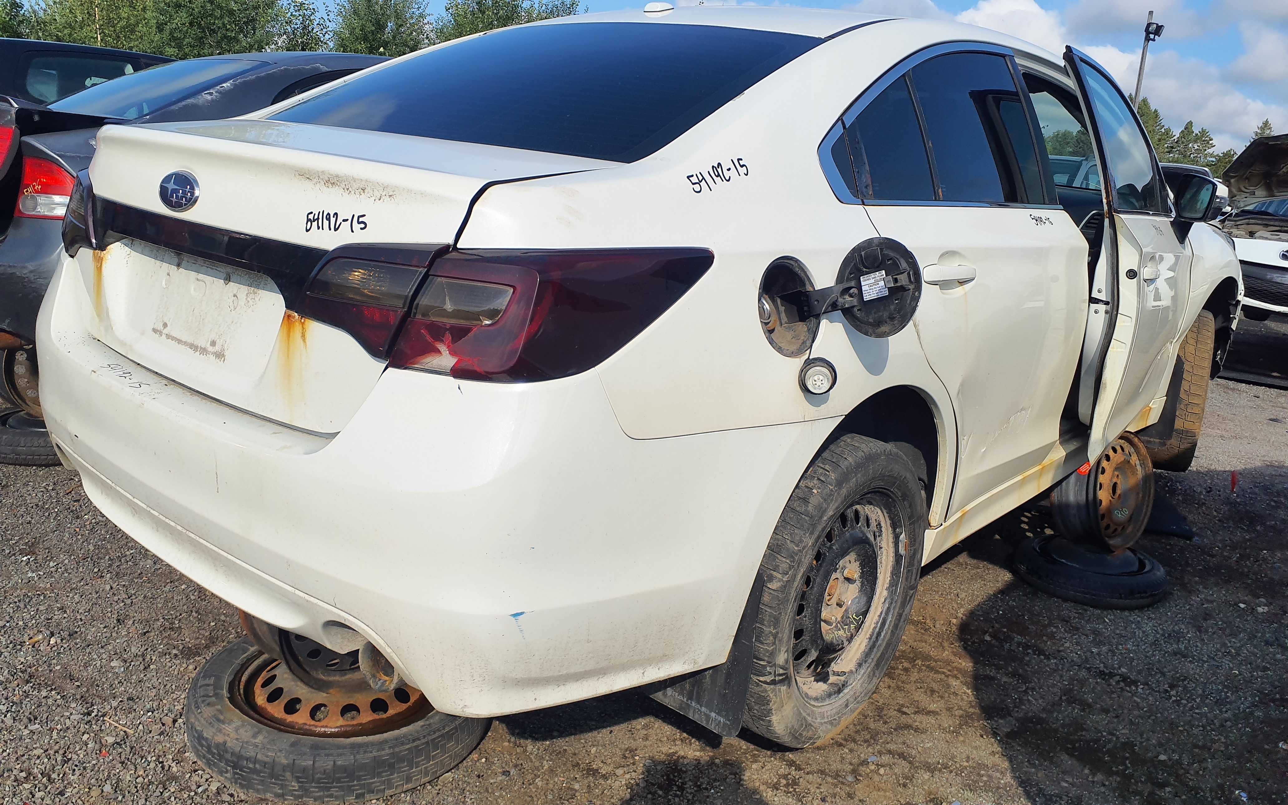 SUBARU LEGACY 2015