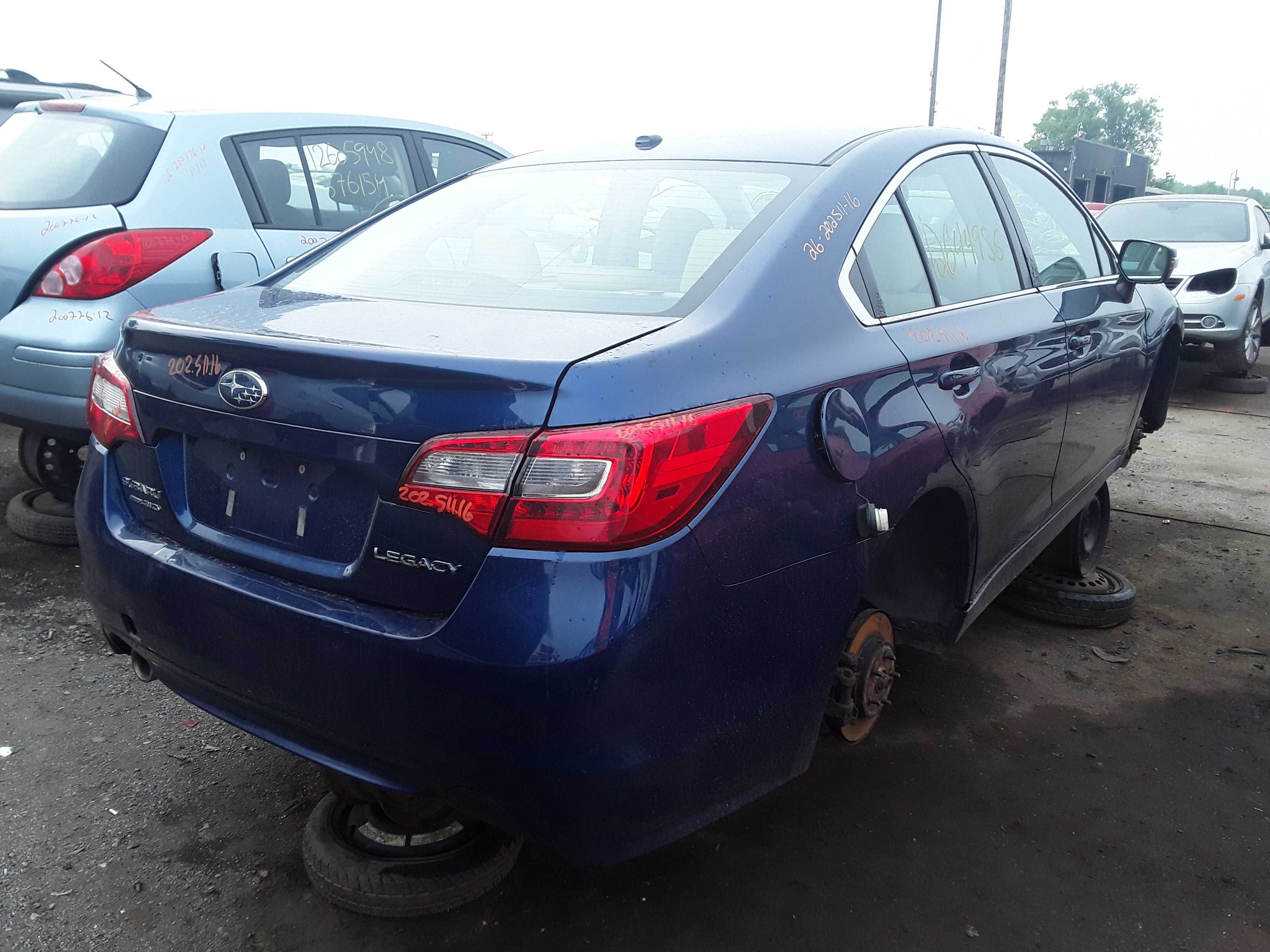 SUBARU LEGACY 2016