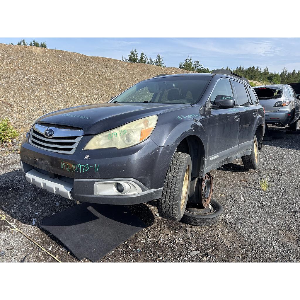 SUBARU OUTBACK 2011