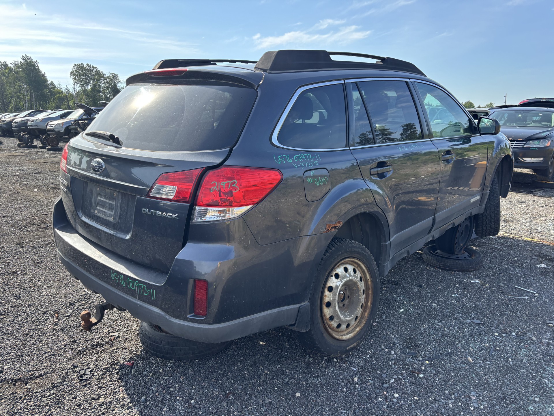 SUBARU OUTBACK 2011