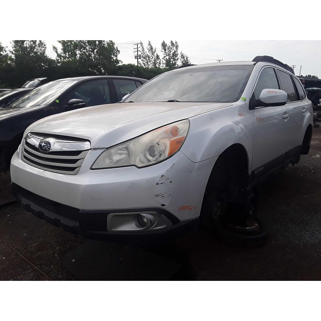 SUBARU OUTBACK 2011