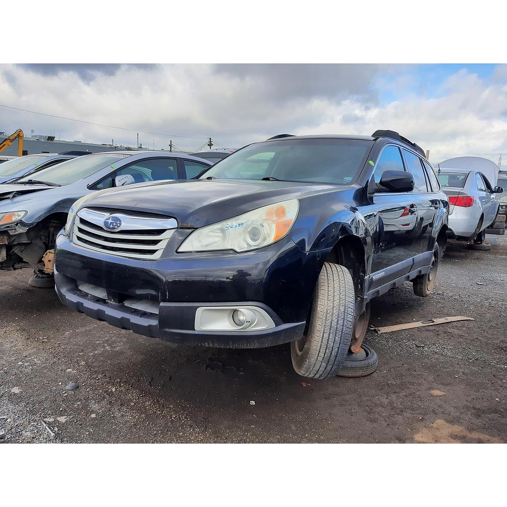 SUBARU OUTBACK 2011
