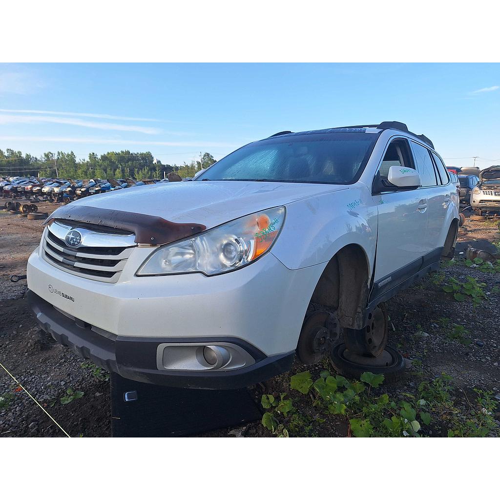 SUBARU OUTBACK 2011