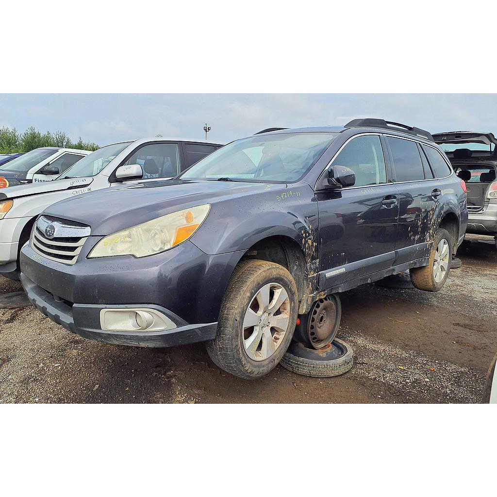 SUBARU OUTBACK 2011