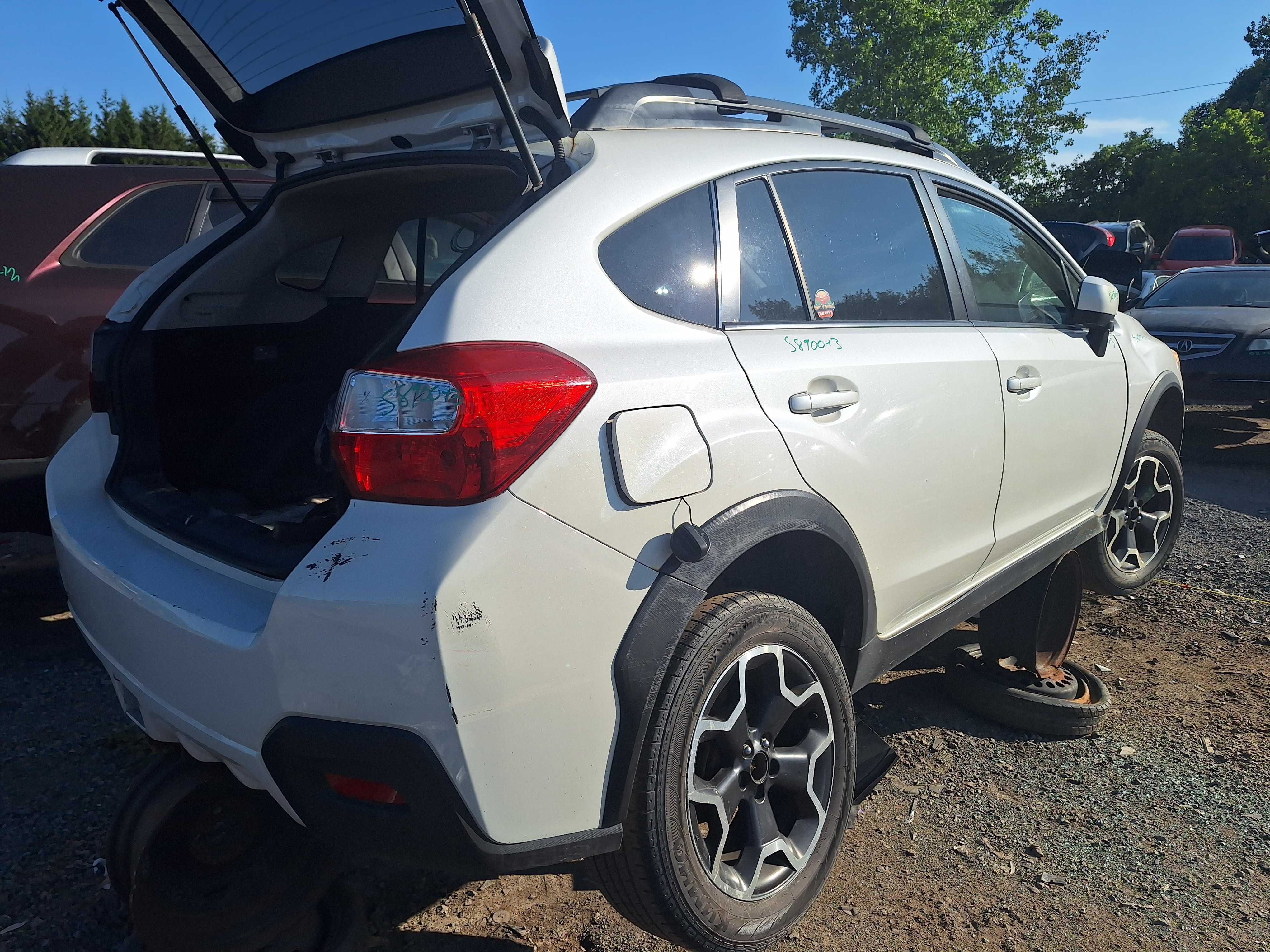 SUBARU XV CROSSTREK 2013