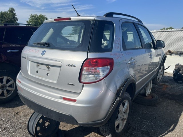 SUZUKI SX4 2010