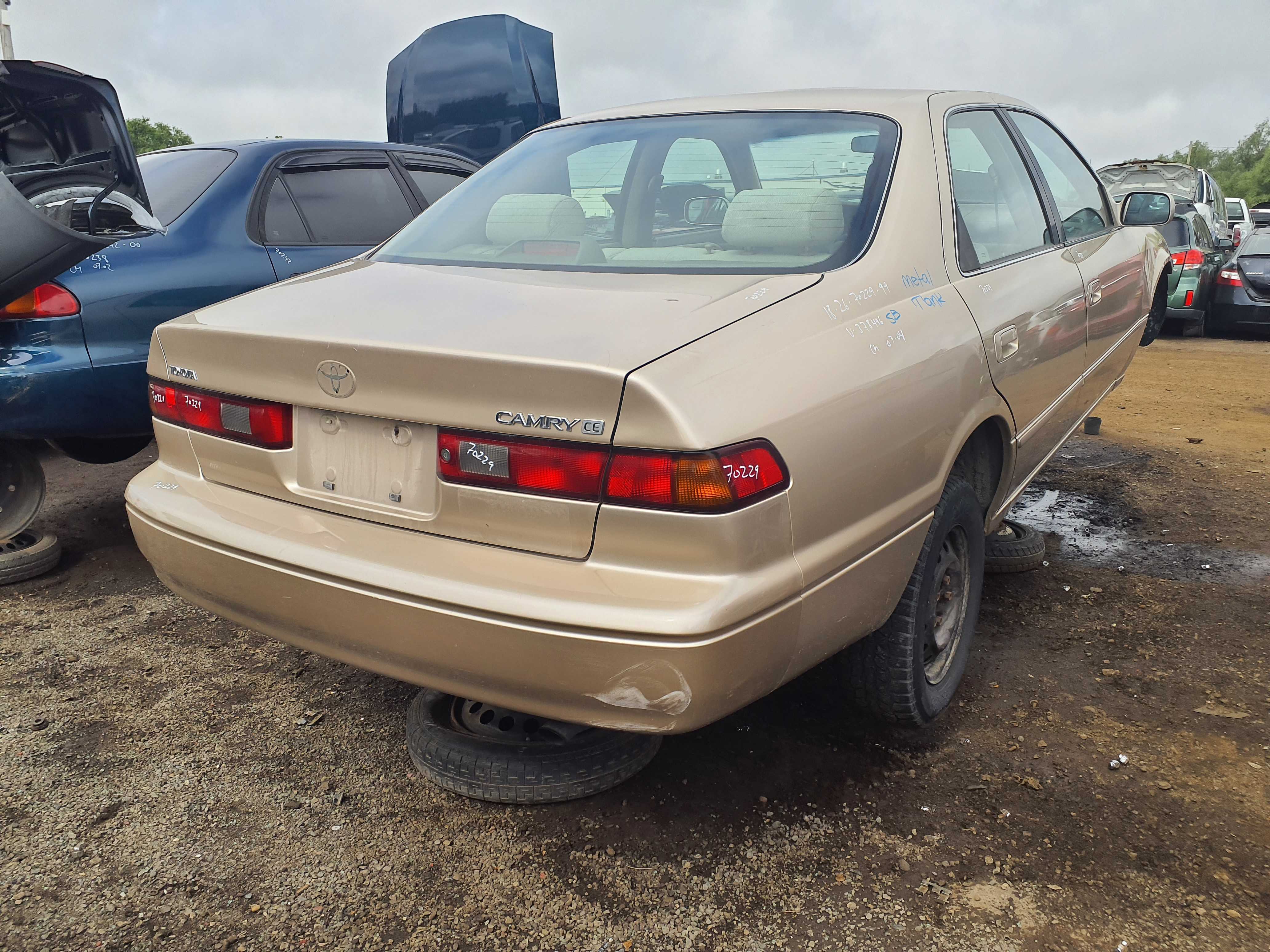 TOYOTA CAMRY 1999