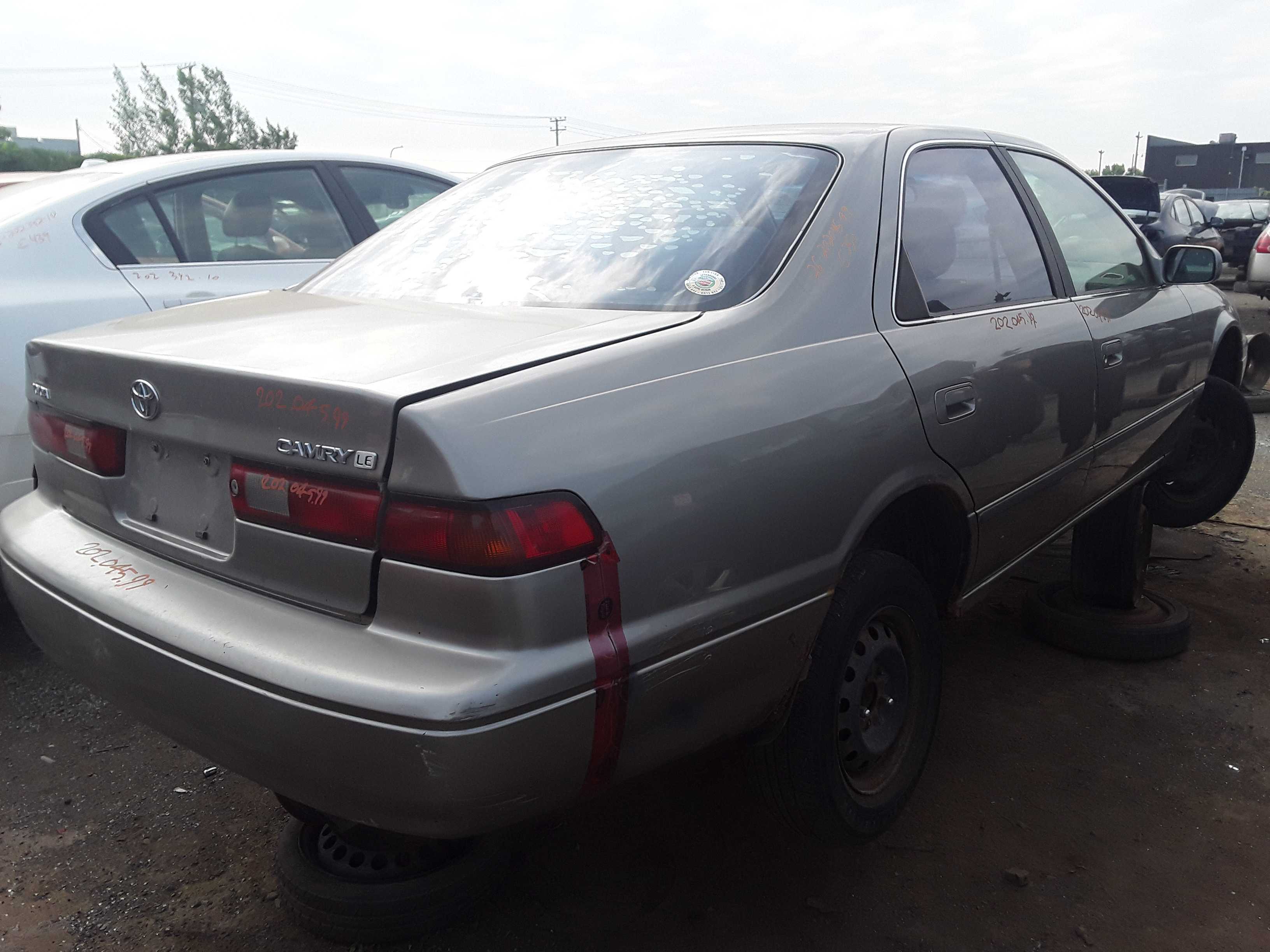 TOYOTA CAMRY 1999