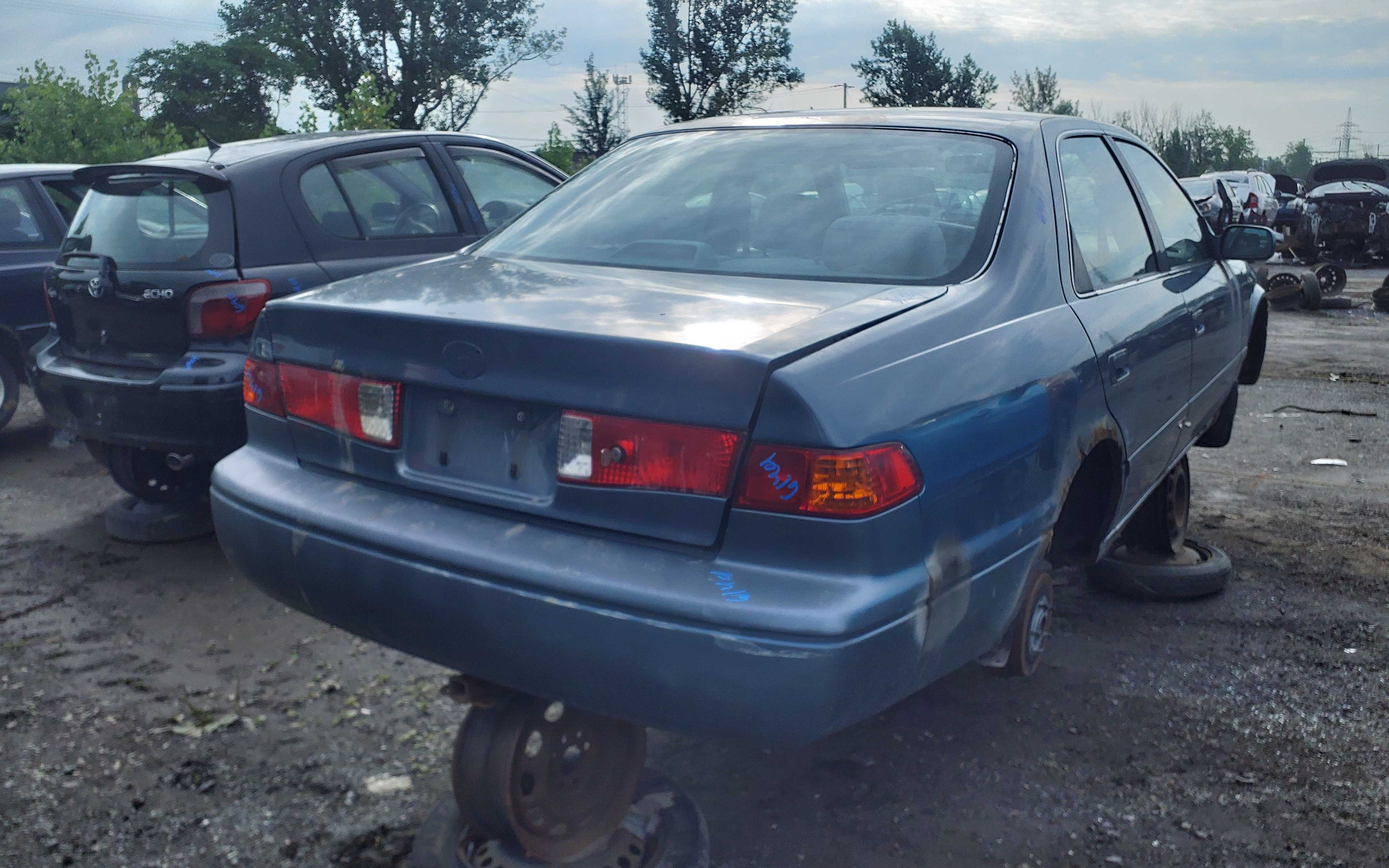 TOYOTA CAMRY 2000
