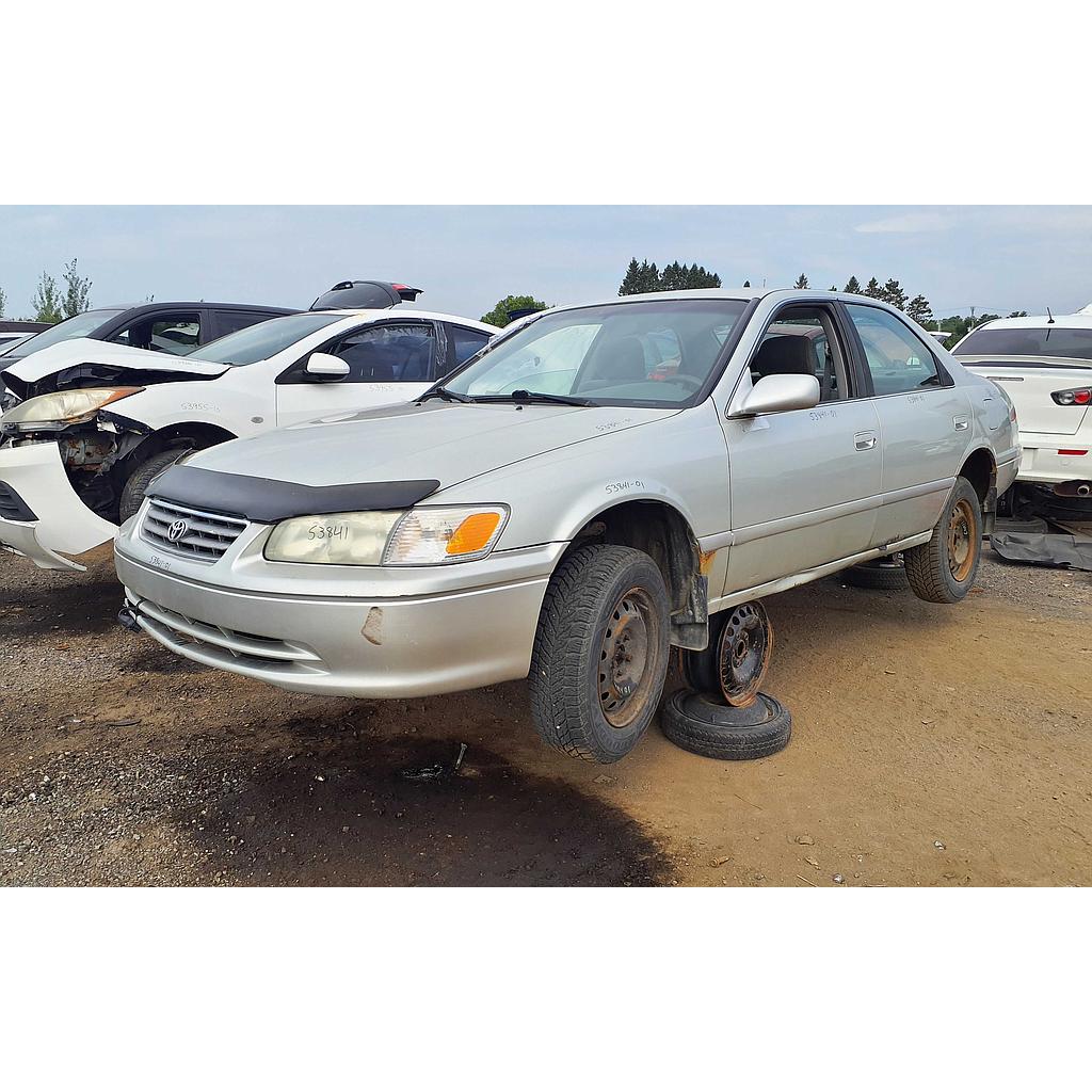 TOYOTA CAMRY 2001