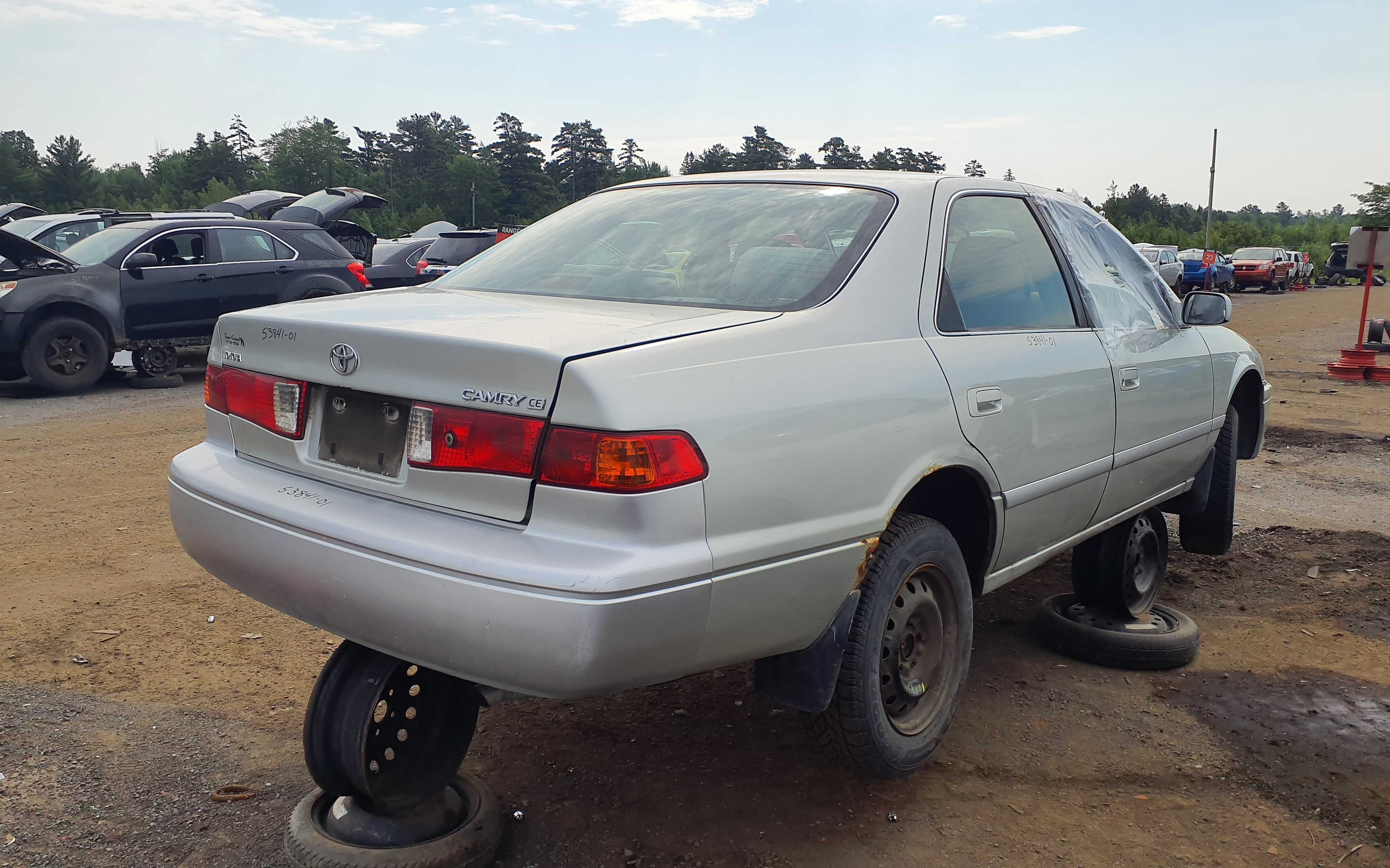 TOYOTA CAMRY 2001