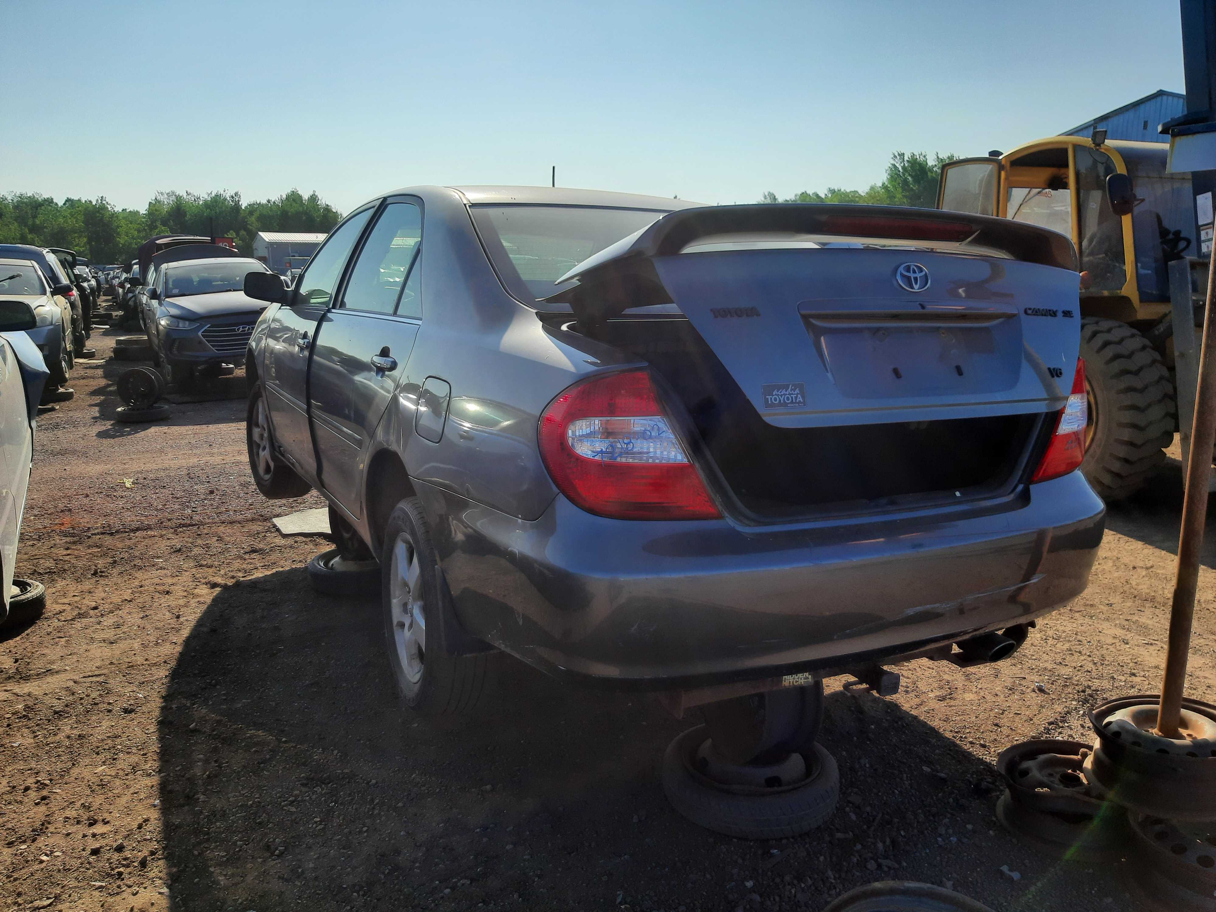 TOYOTA CAMRY 2002