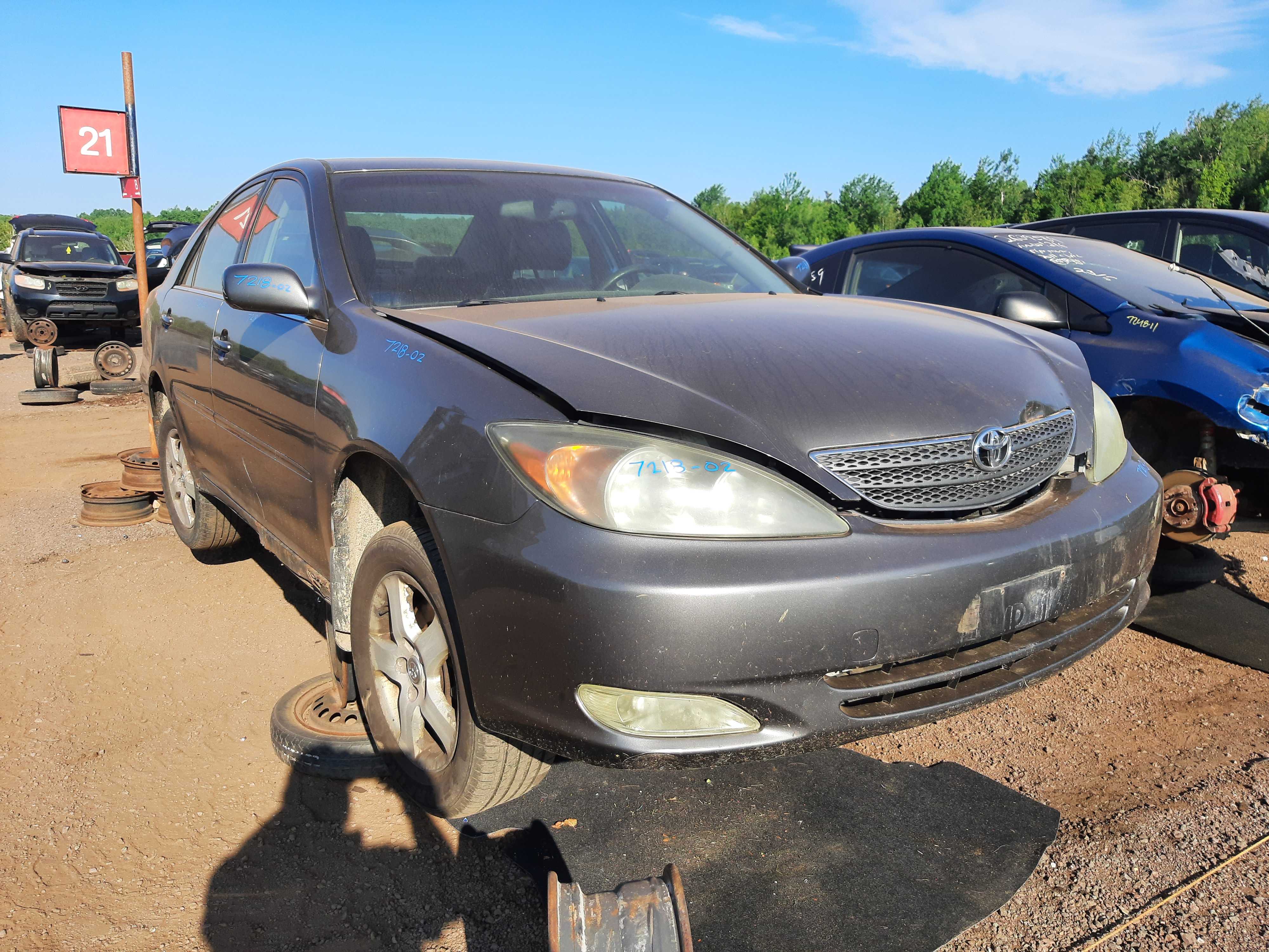 TOYOTA CAMRY 2002