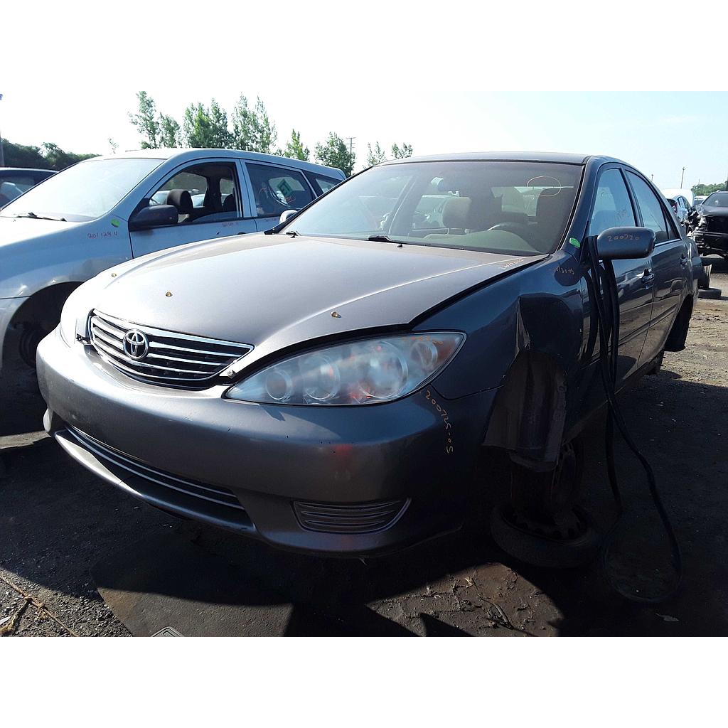 TOYOTA CAMRY 2005