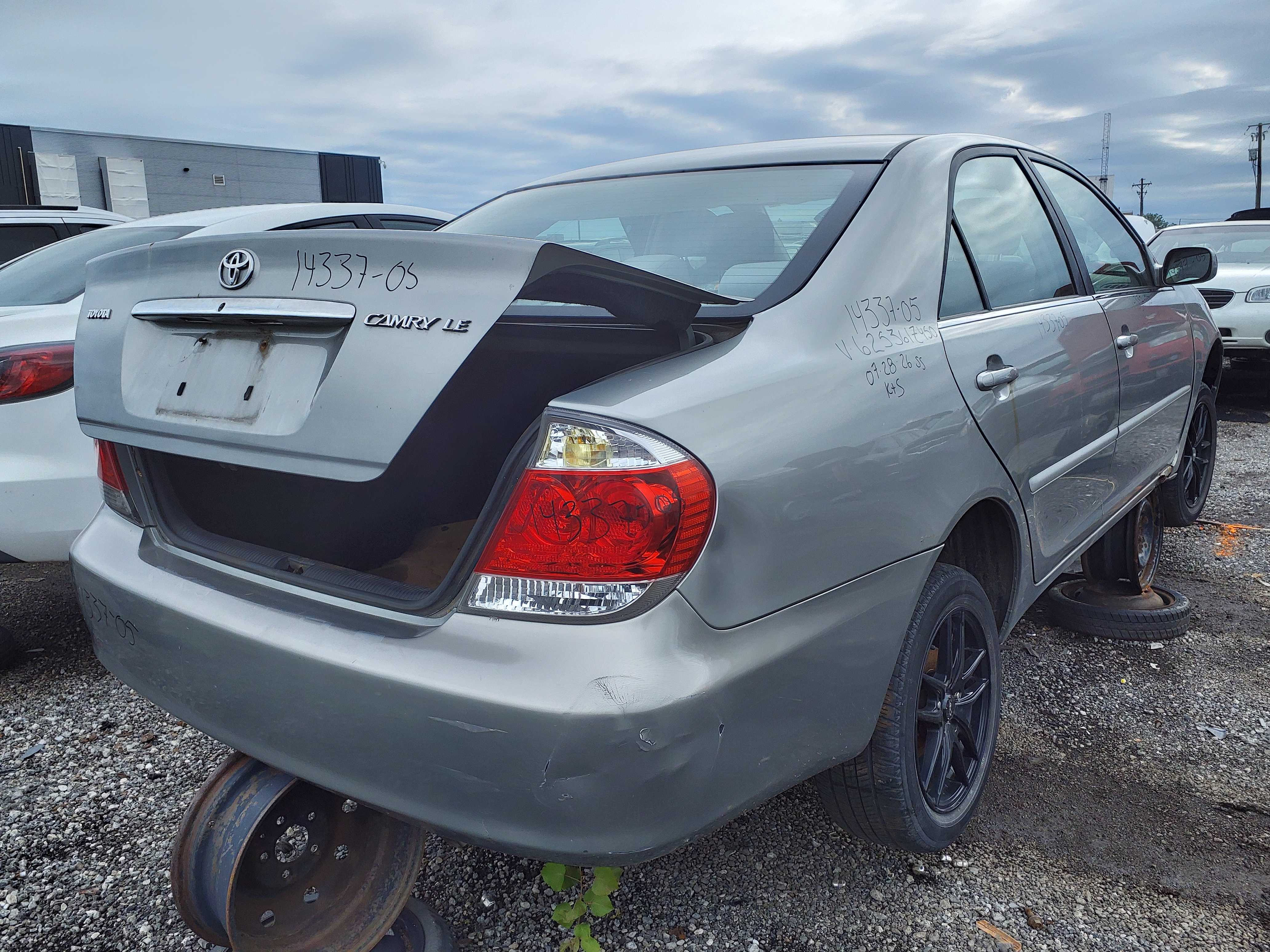 TOYOTA CAMRY 2005