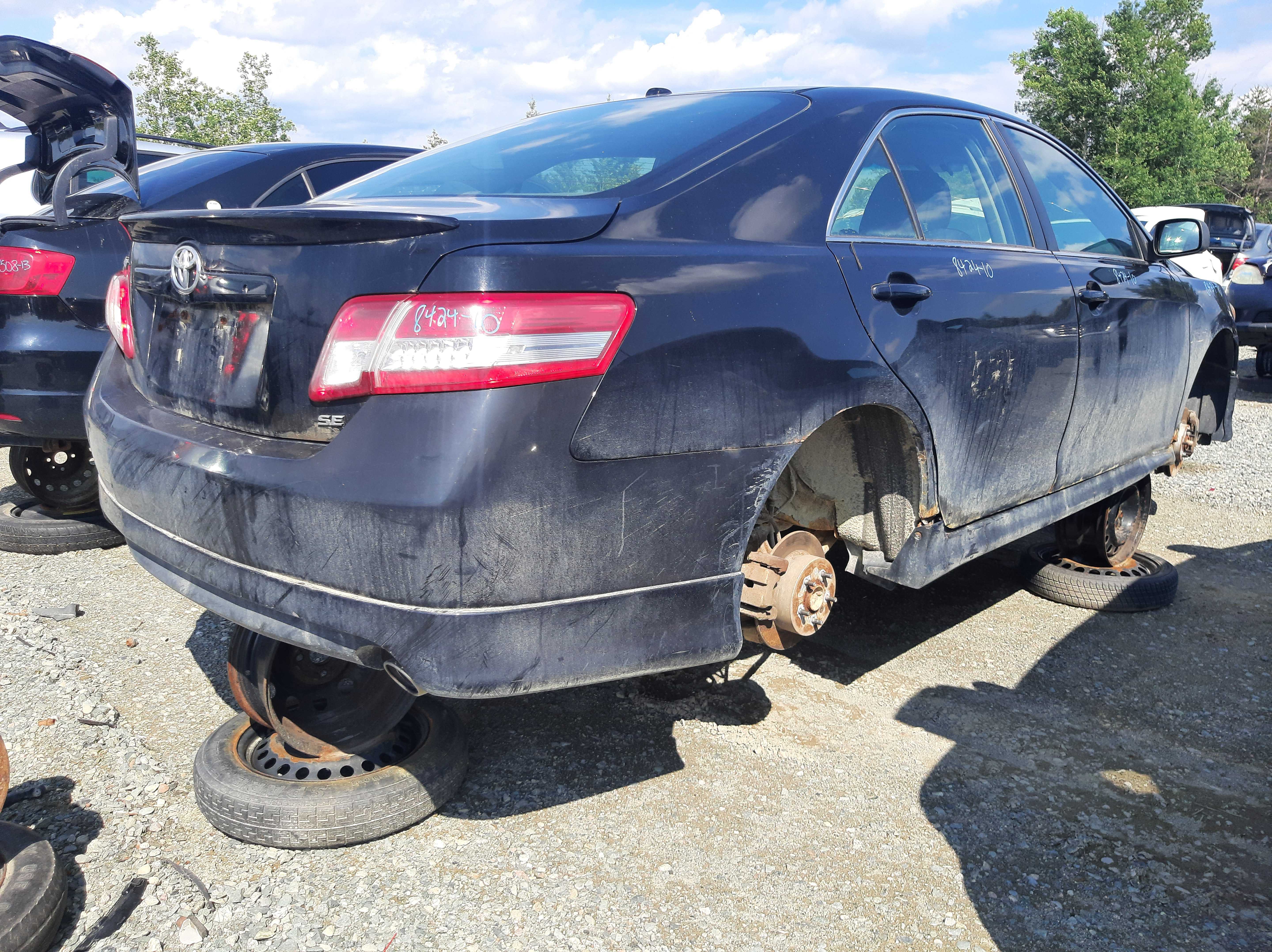 TOYOTA CAMRY 2010