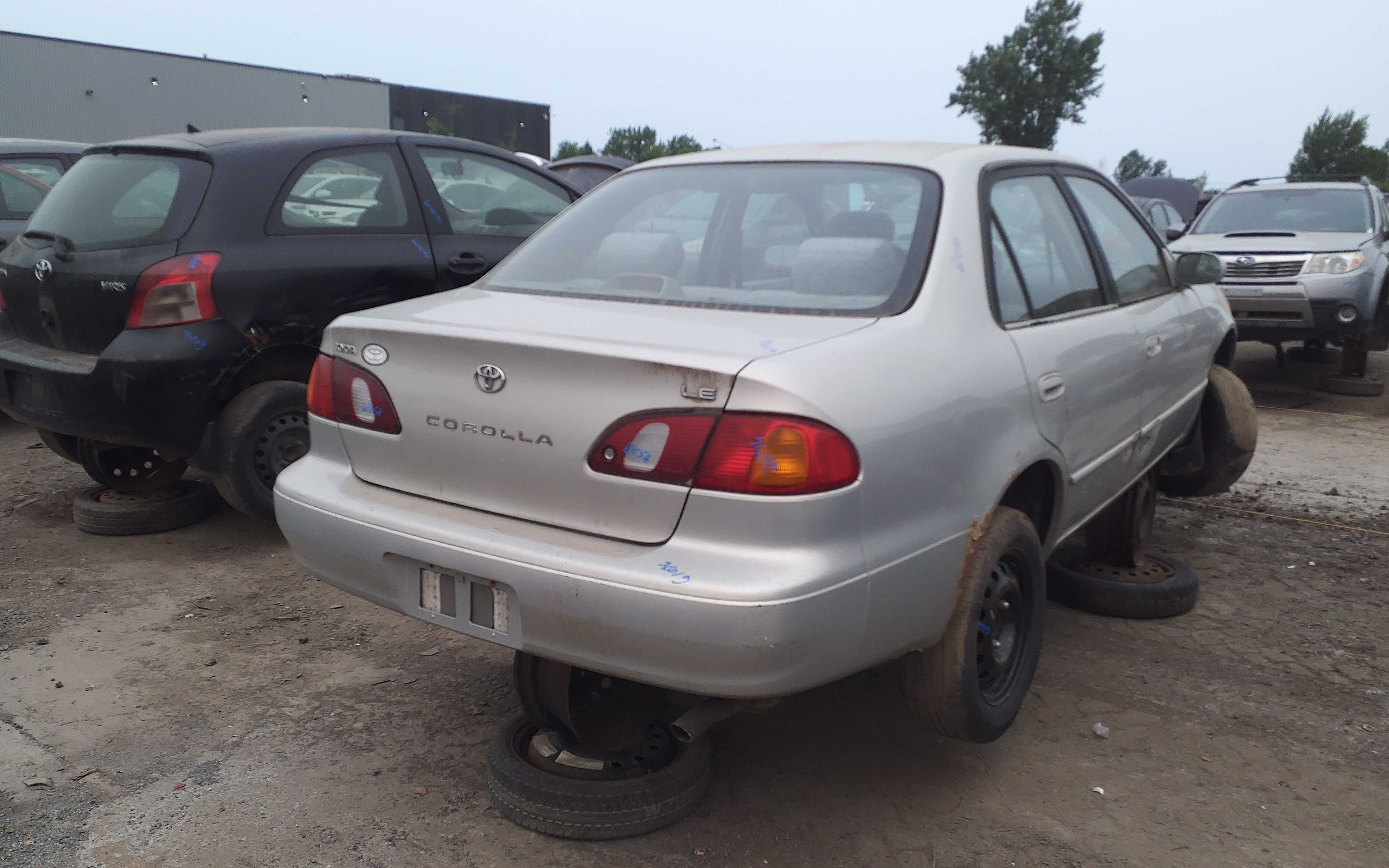 TOYOTA COROLLA 2000