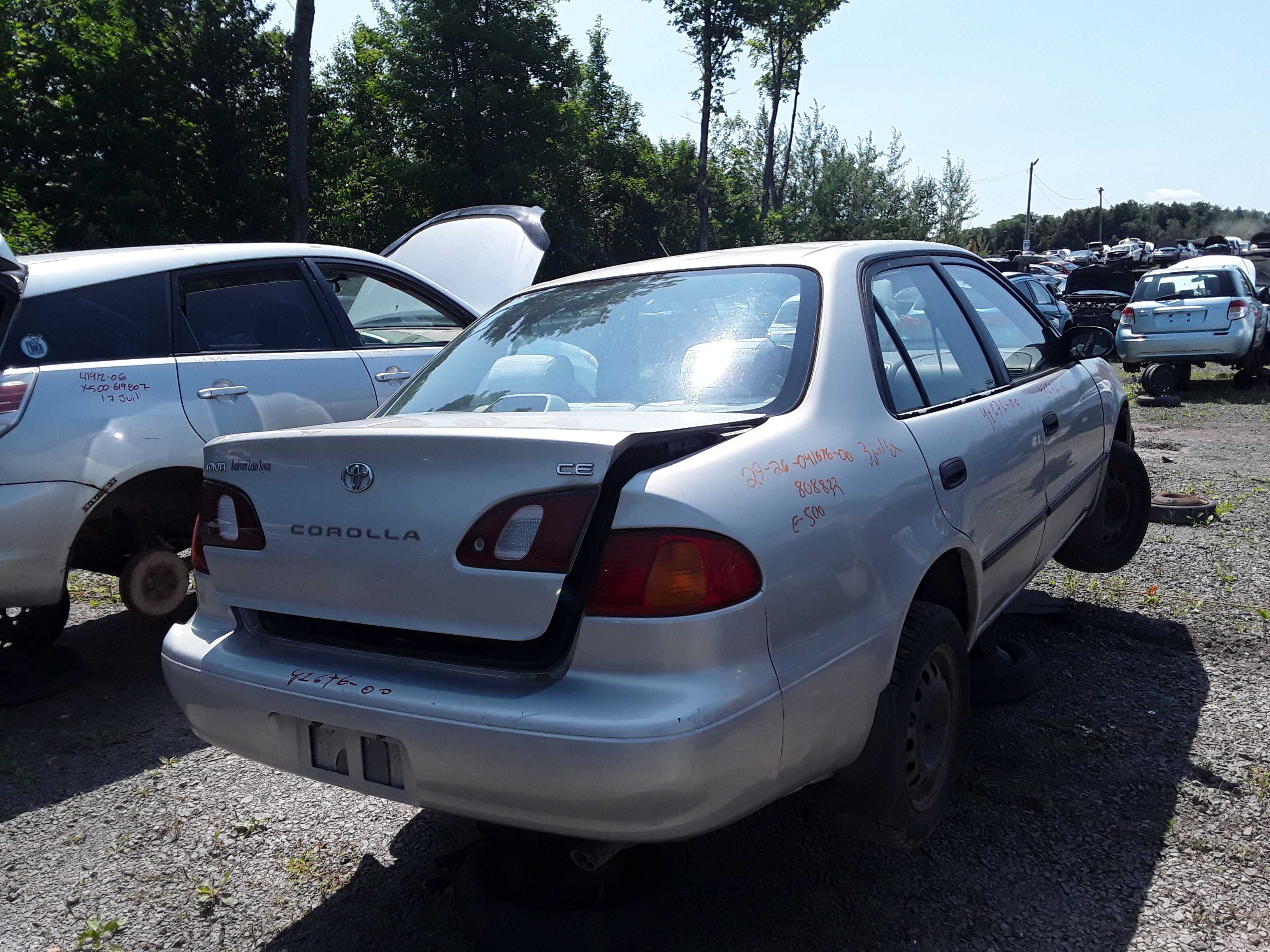 TOYOTA COROLLA 2000