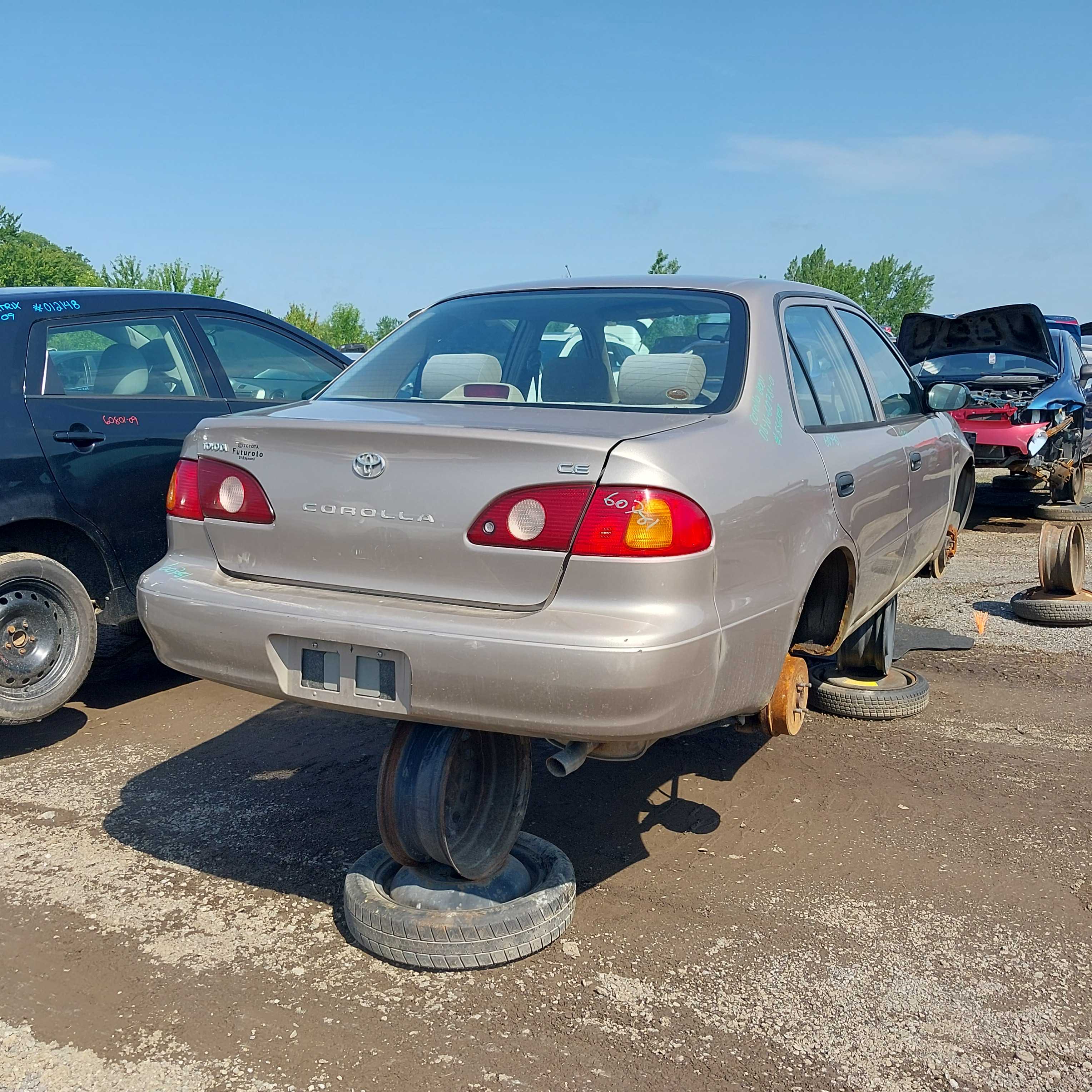 TOYOTA COROLLA 2001