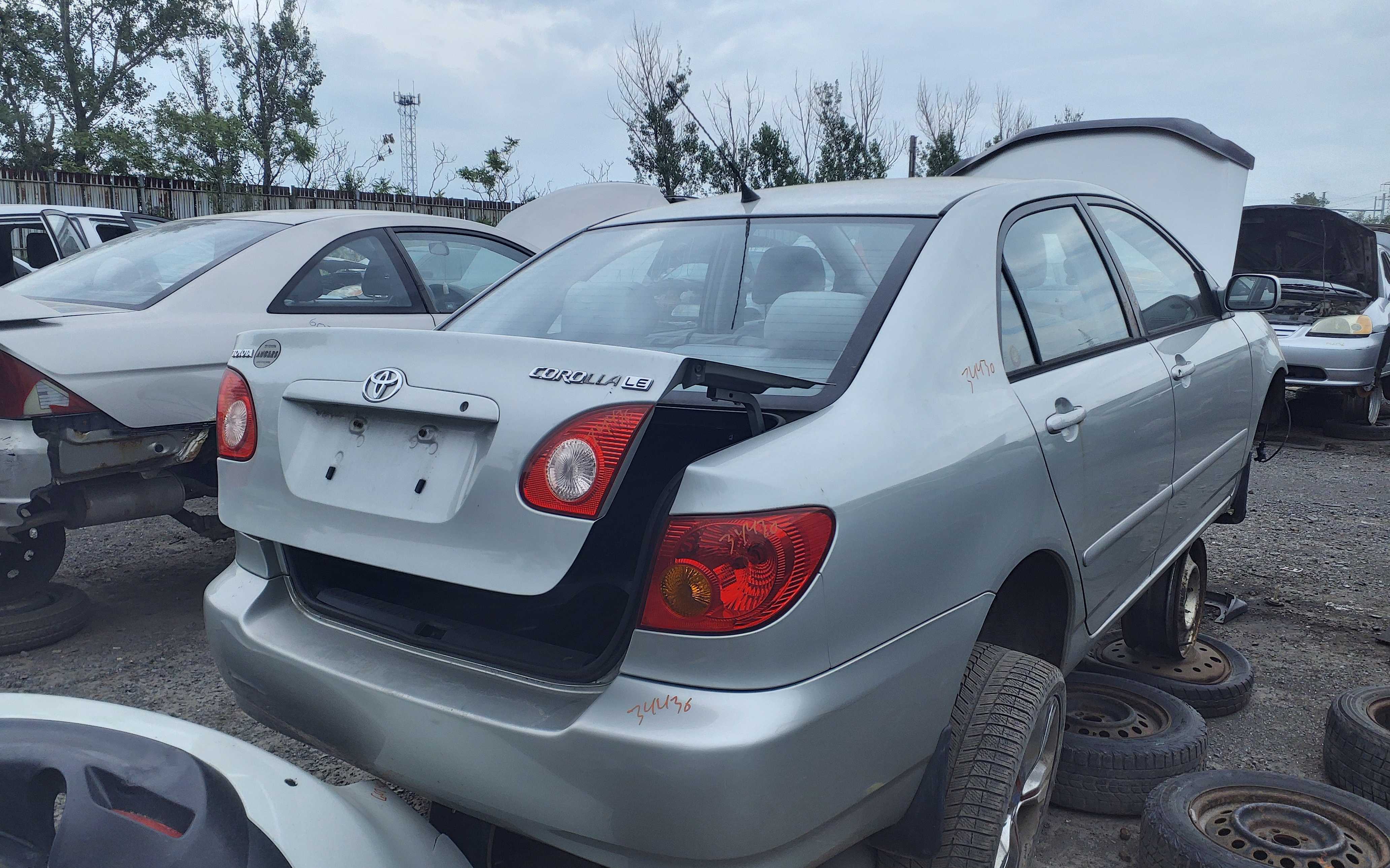TOYOTA COROLLA 2003