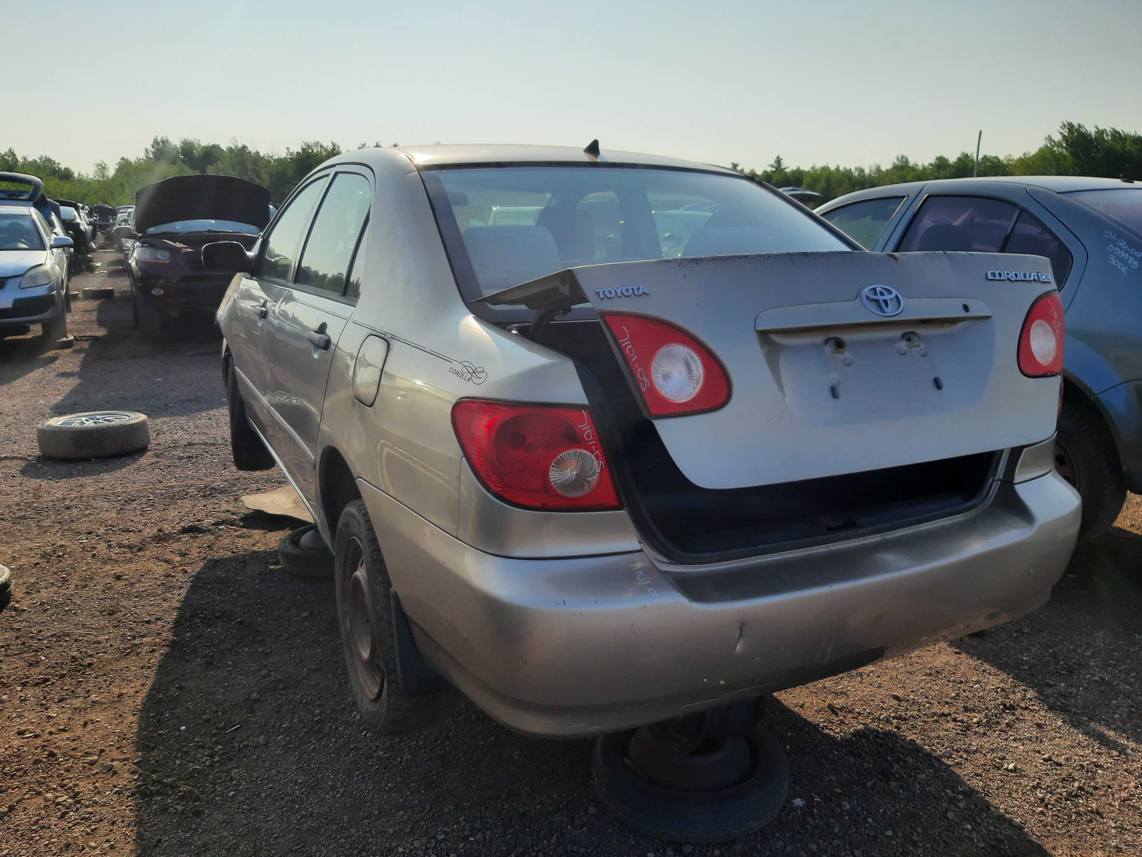 TOYOTA COROLLA 2005