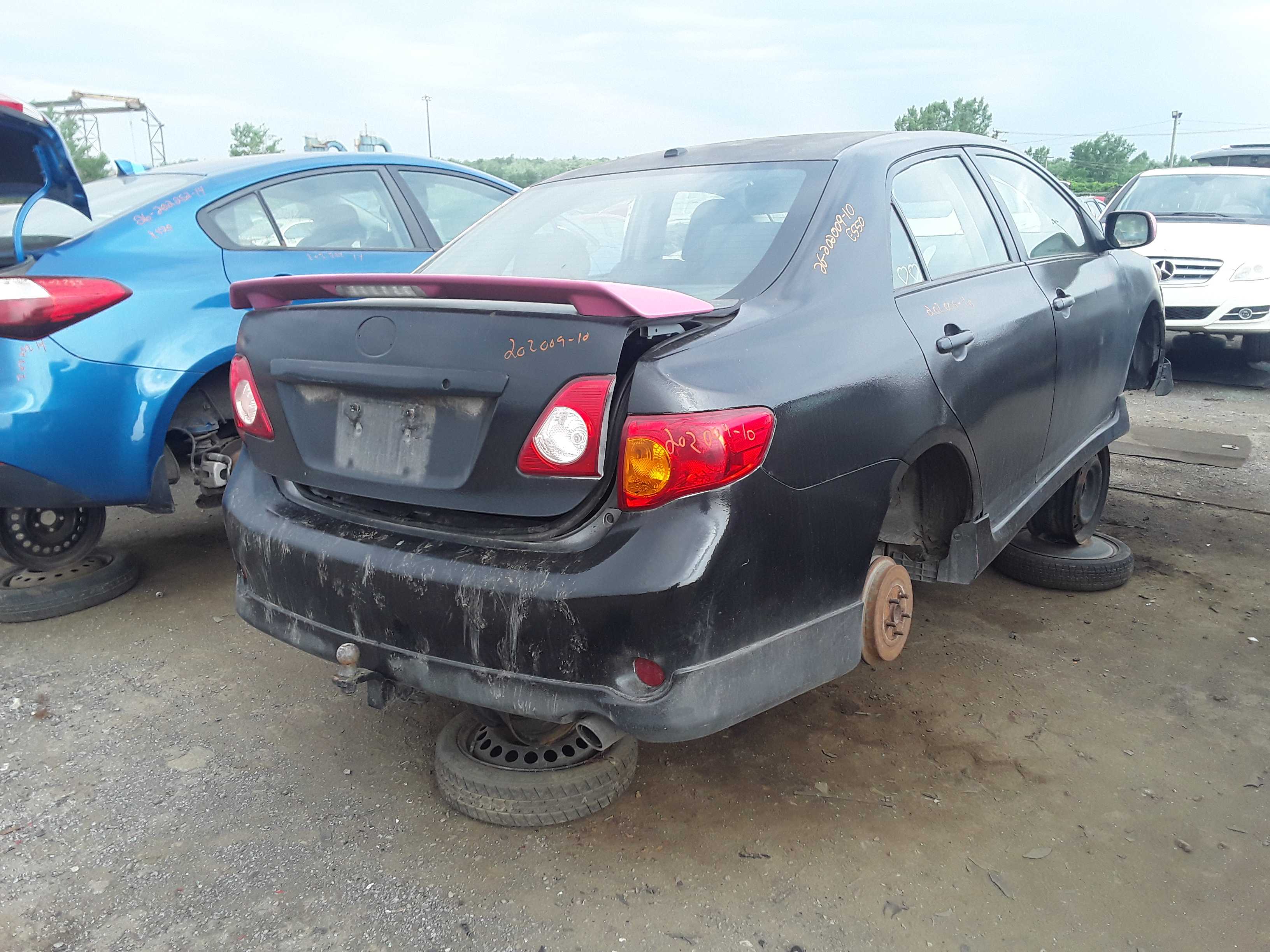 TOYOTA COROLLA 2010