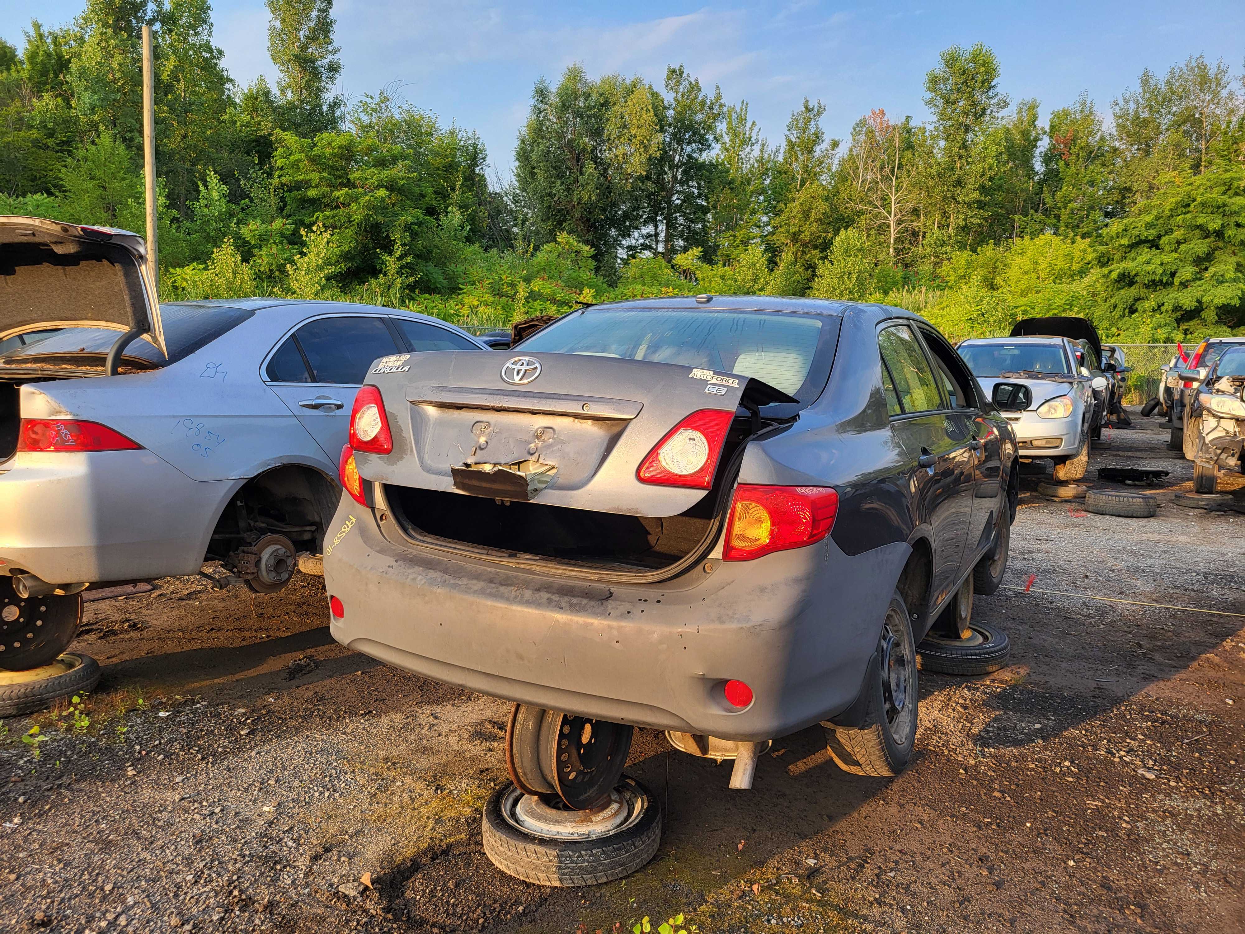TOYOTA COROLLA 2010