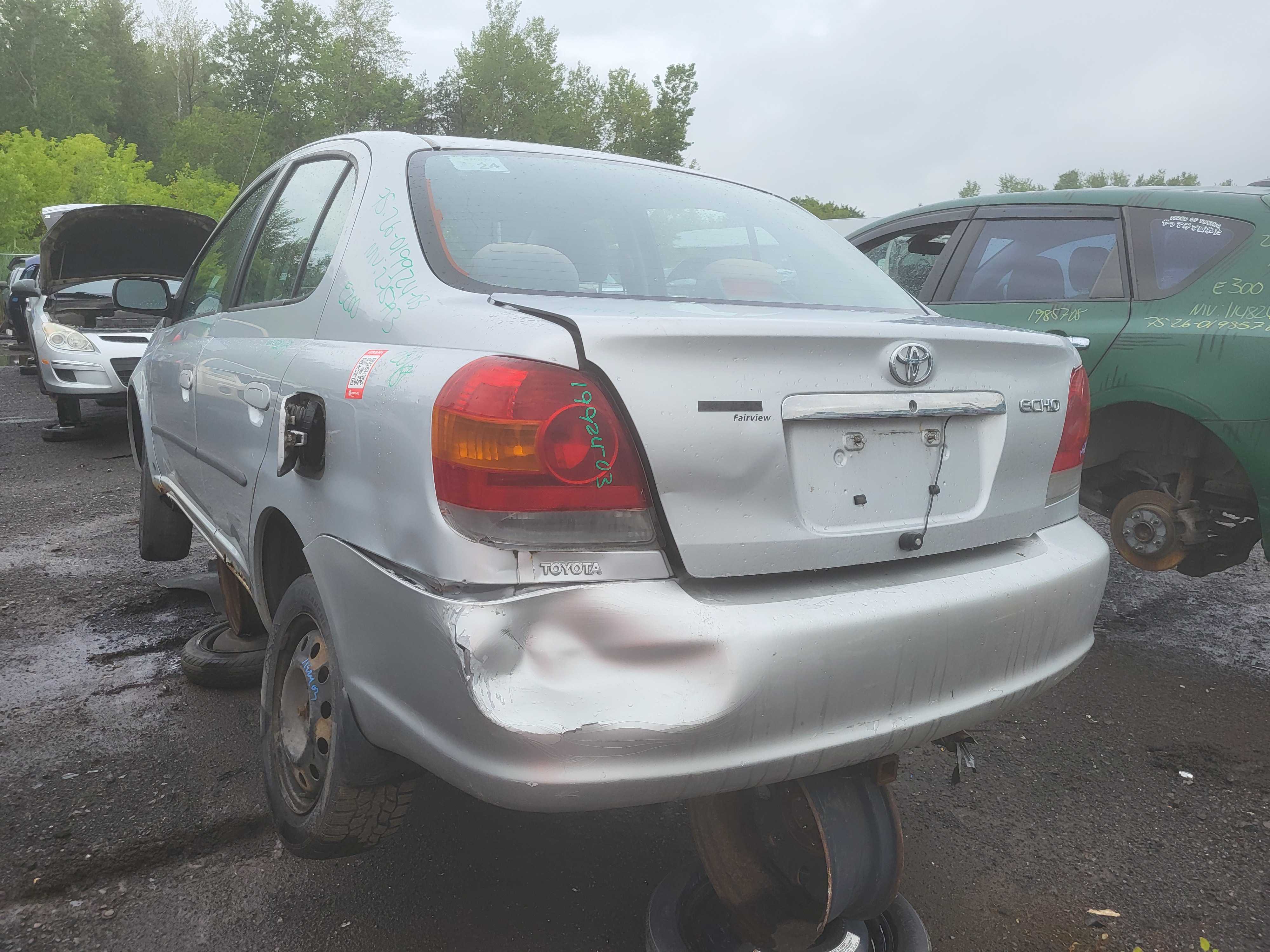 TOYOTA ECHO 2003