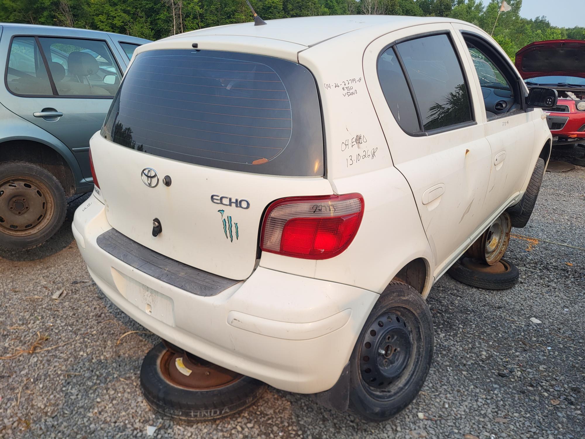TOYOTA ECHO 2004