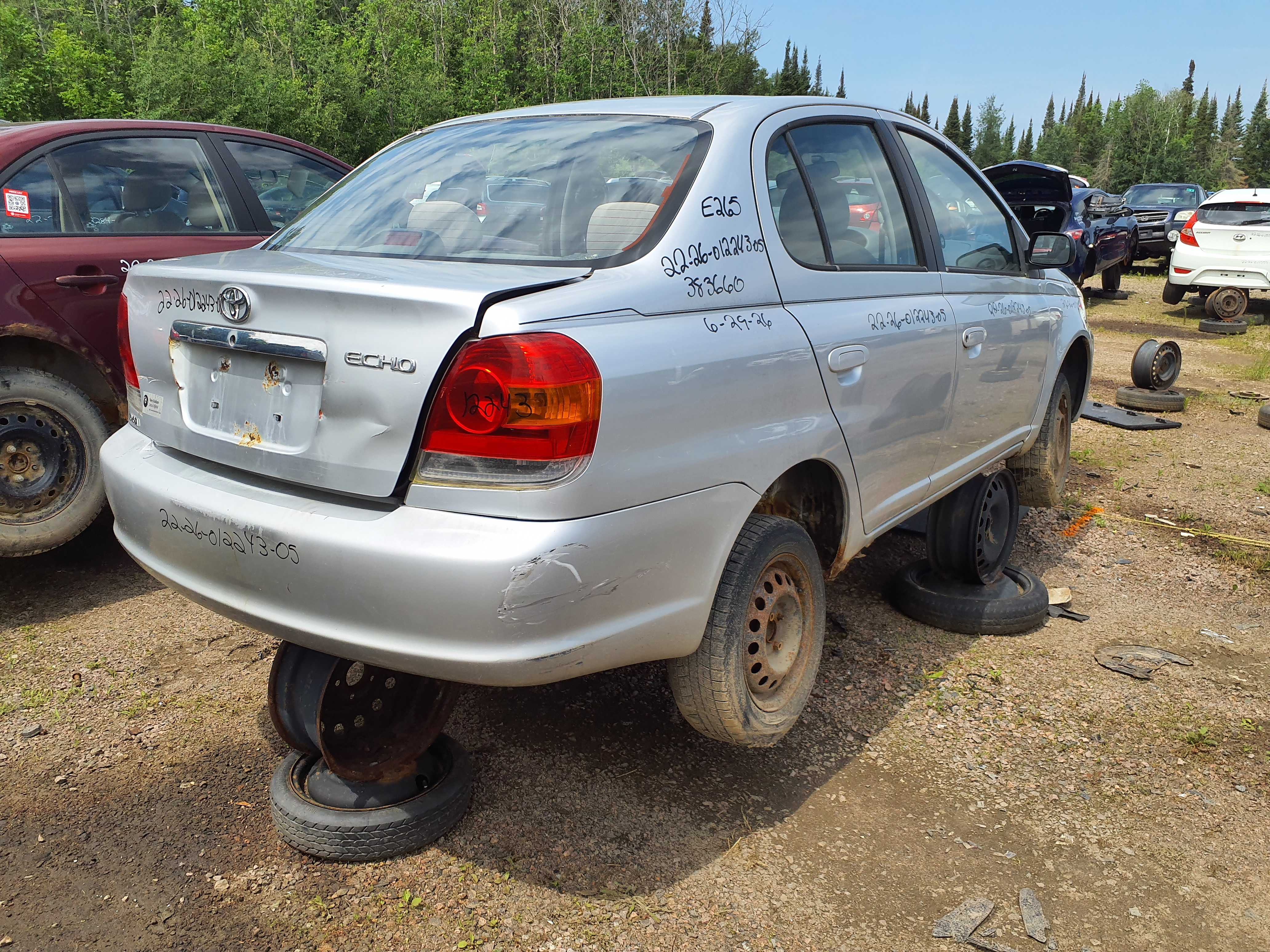 TOYOTA ECHO 2005