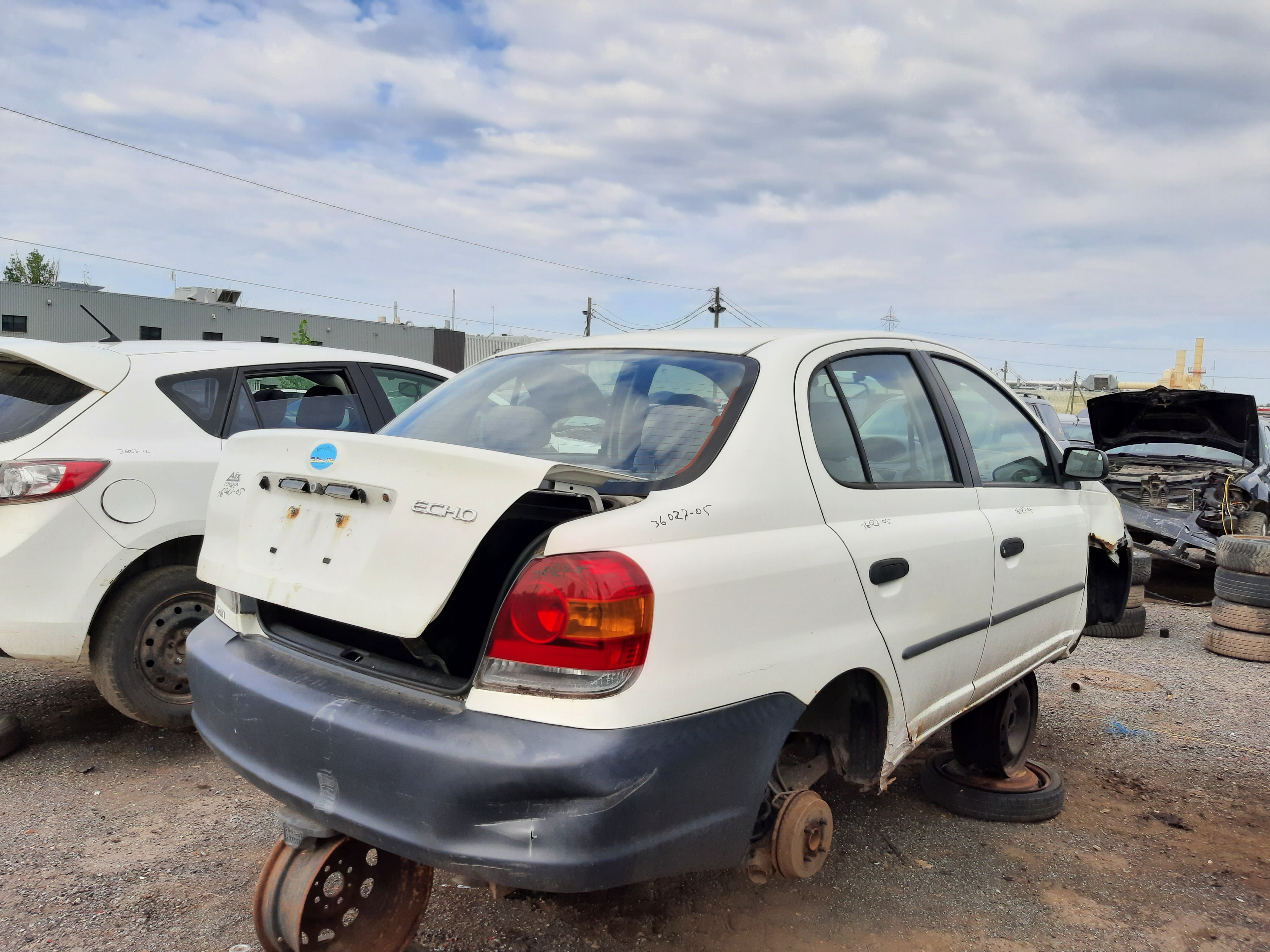 TOYOTA ECHO 2005