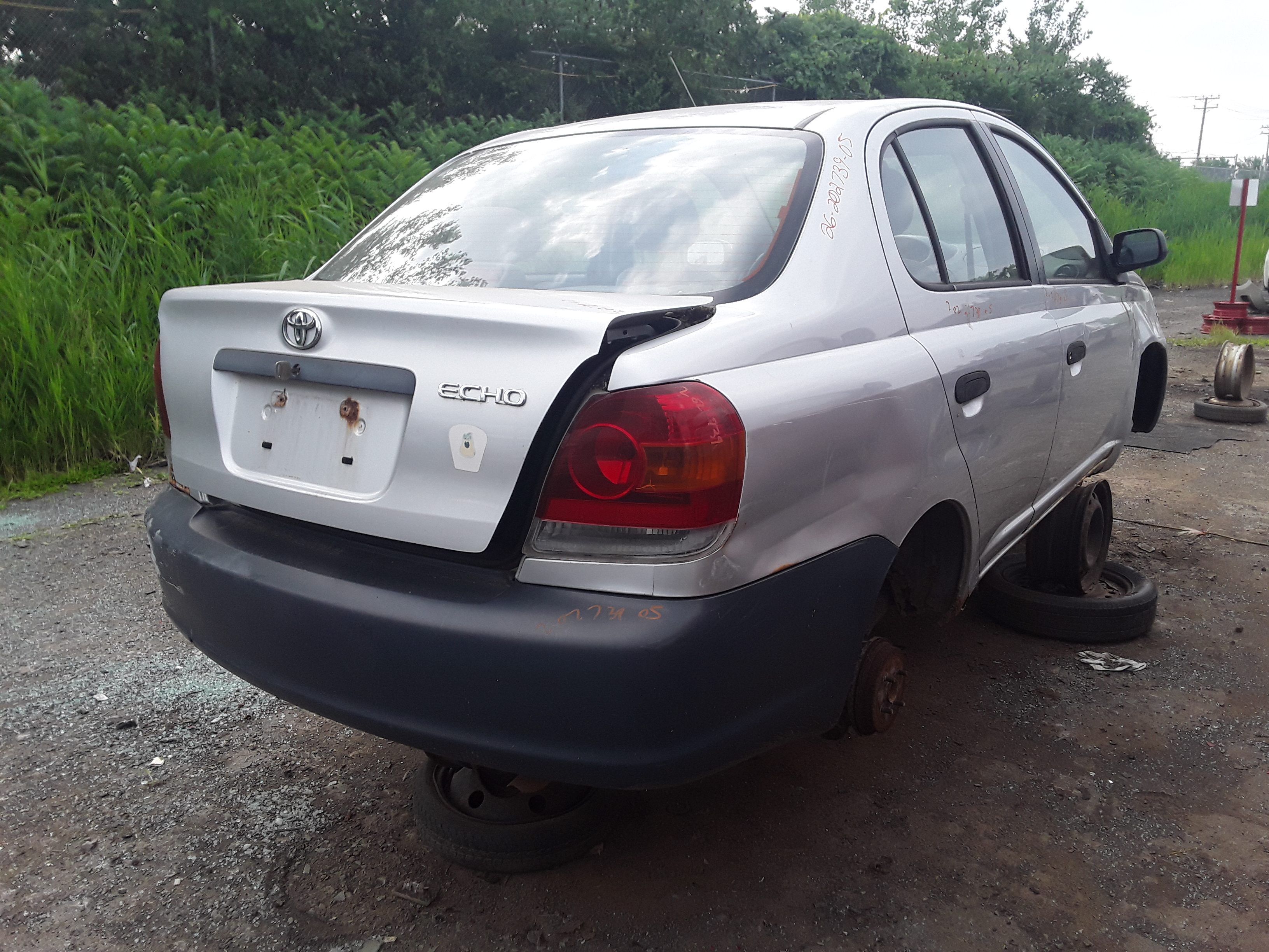 TOYOTA ECHO 2005