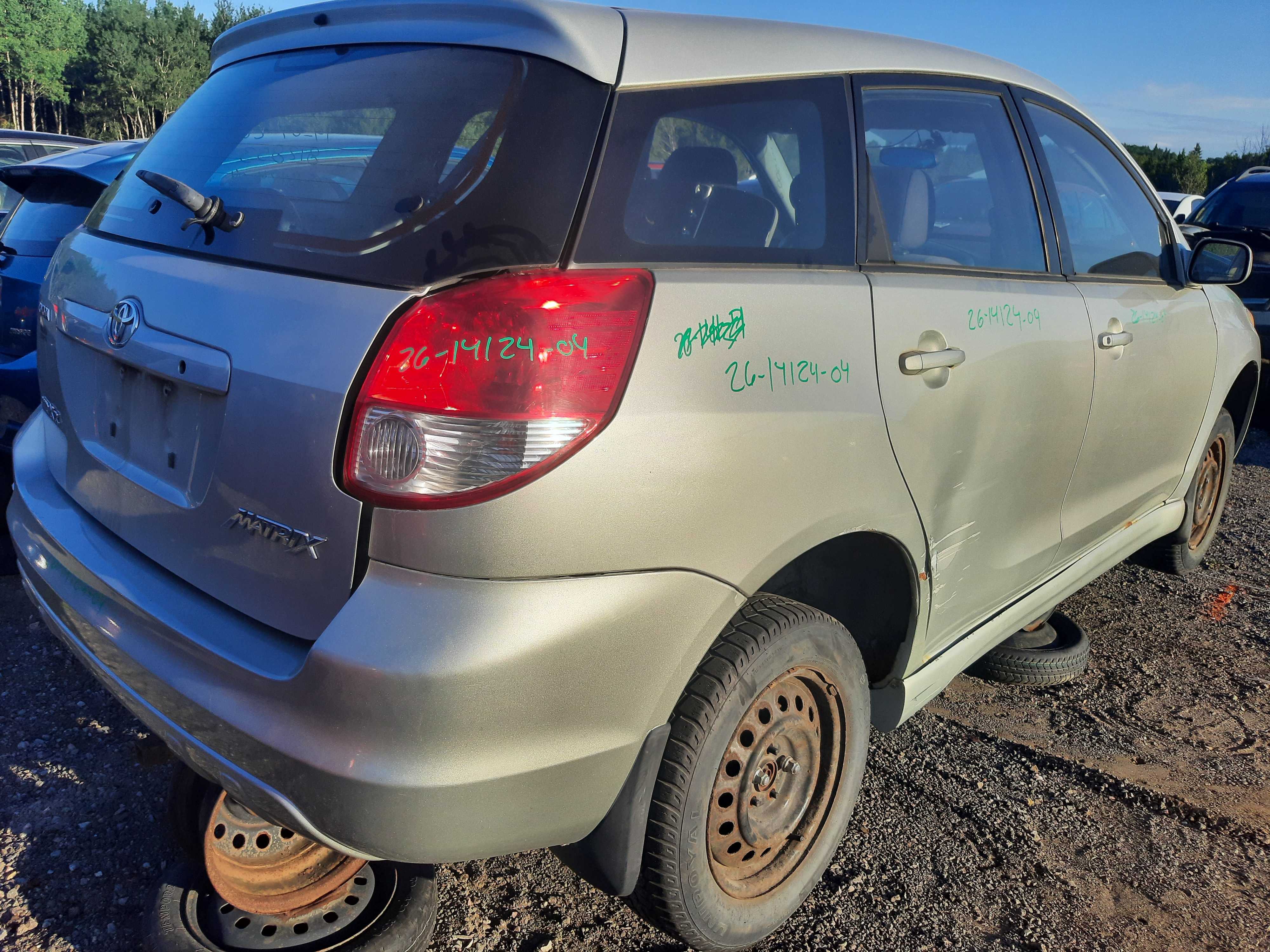 TOYOTA MATRIX 2004