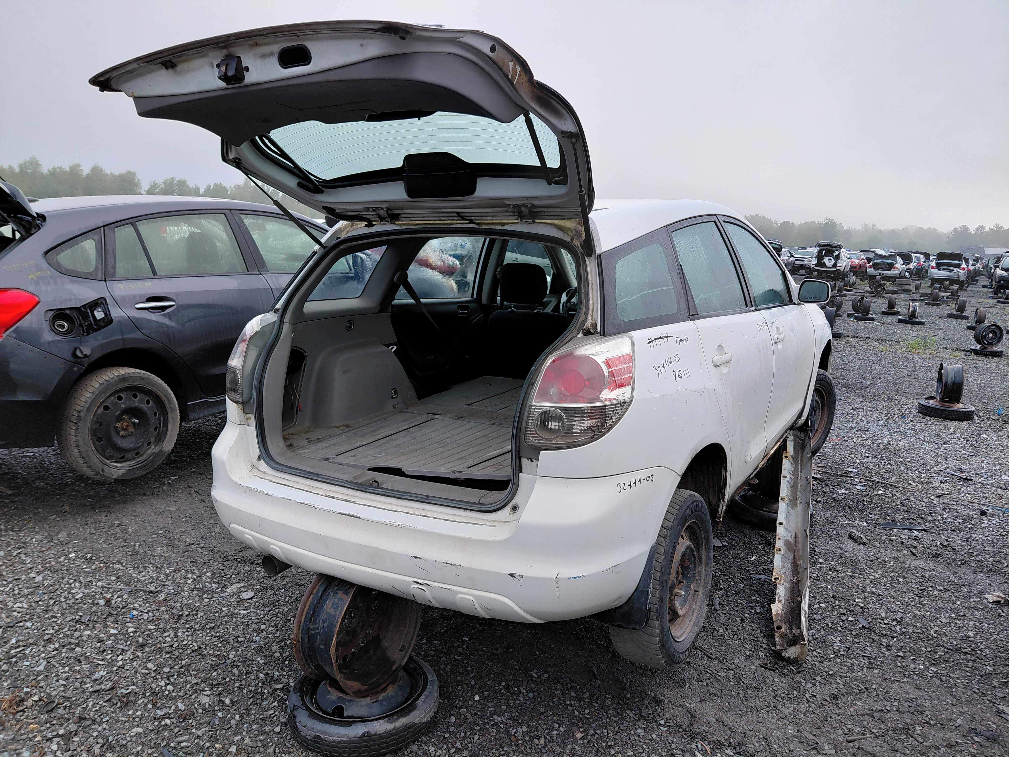 TOYOTA MATRIX 2005