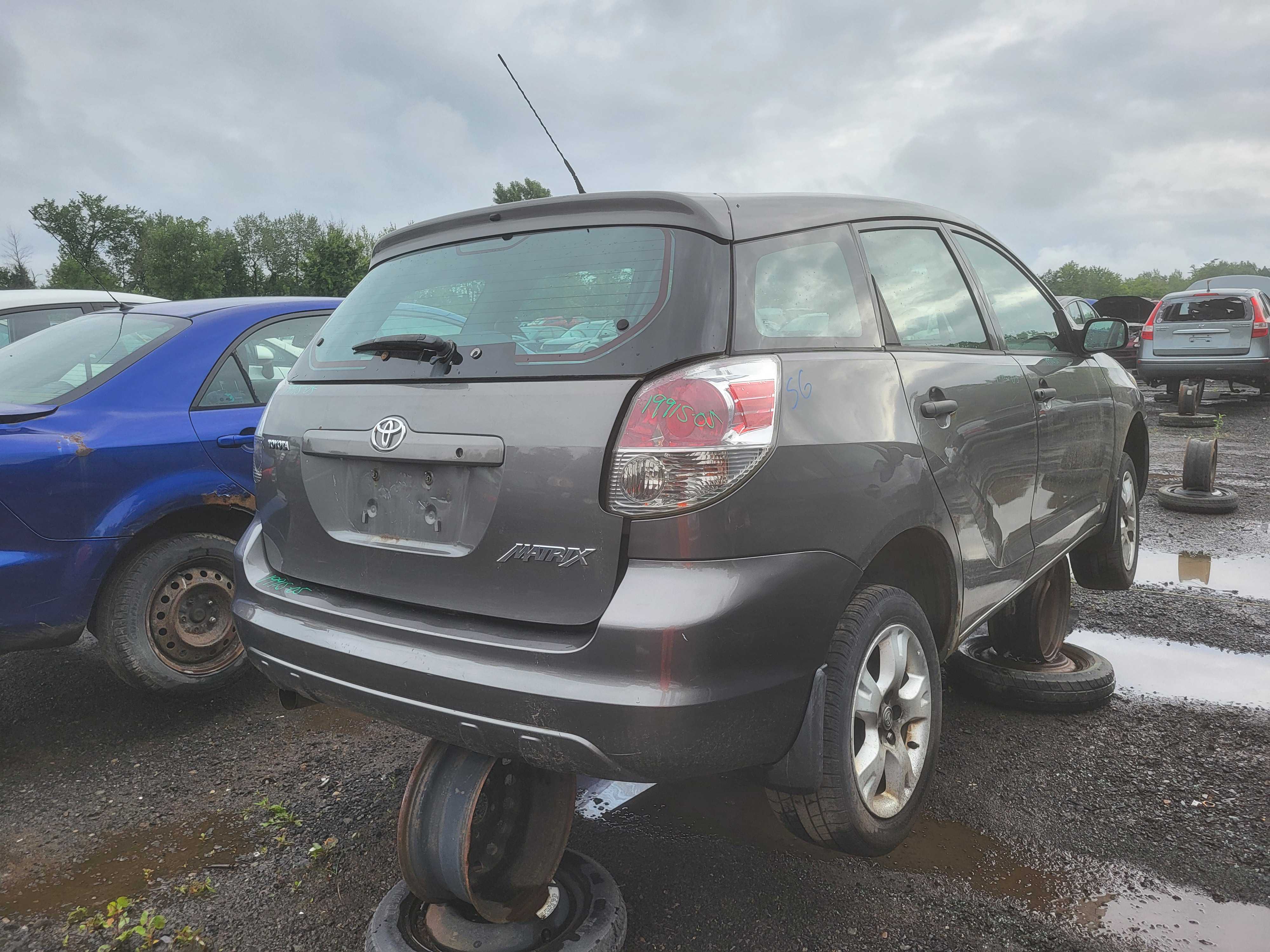 TOYOTA MATRIX 2005