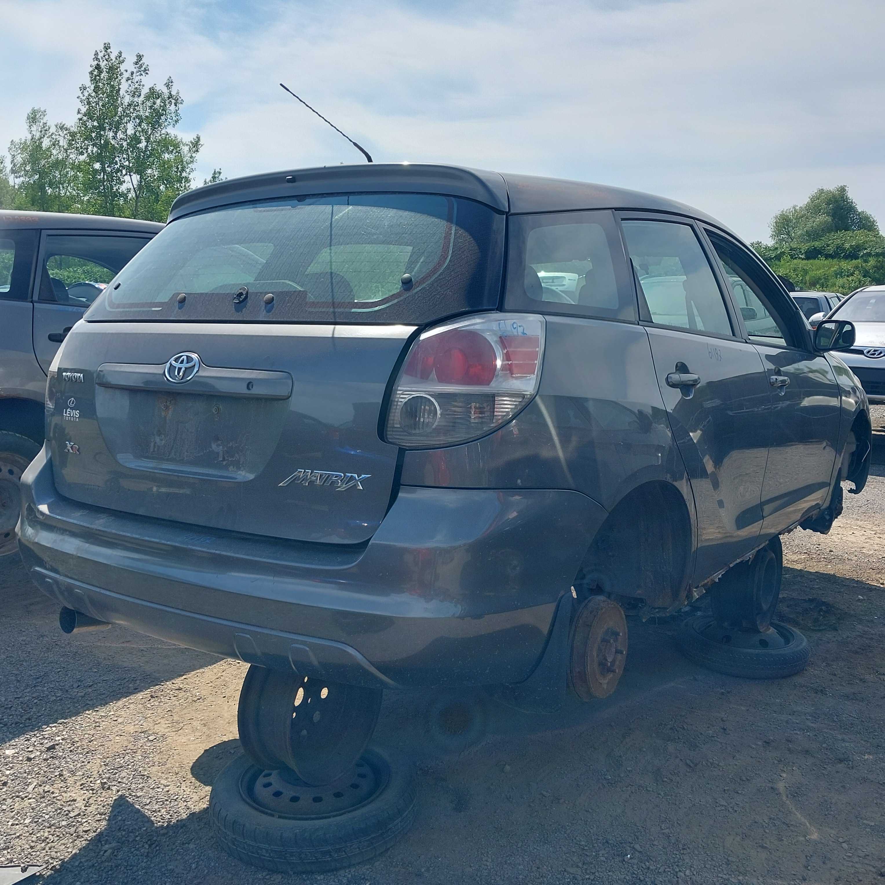 TOYOTA MATRIX 2006
