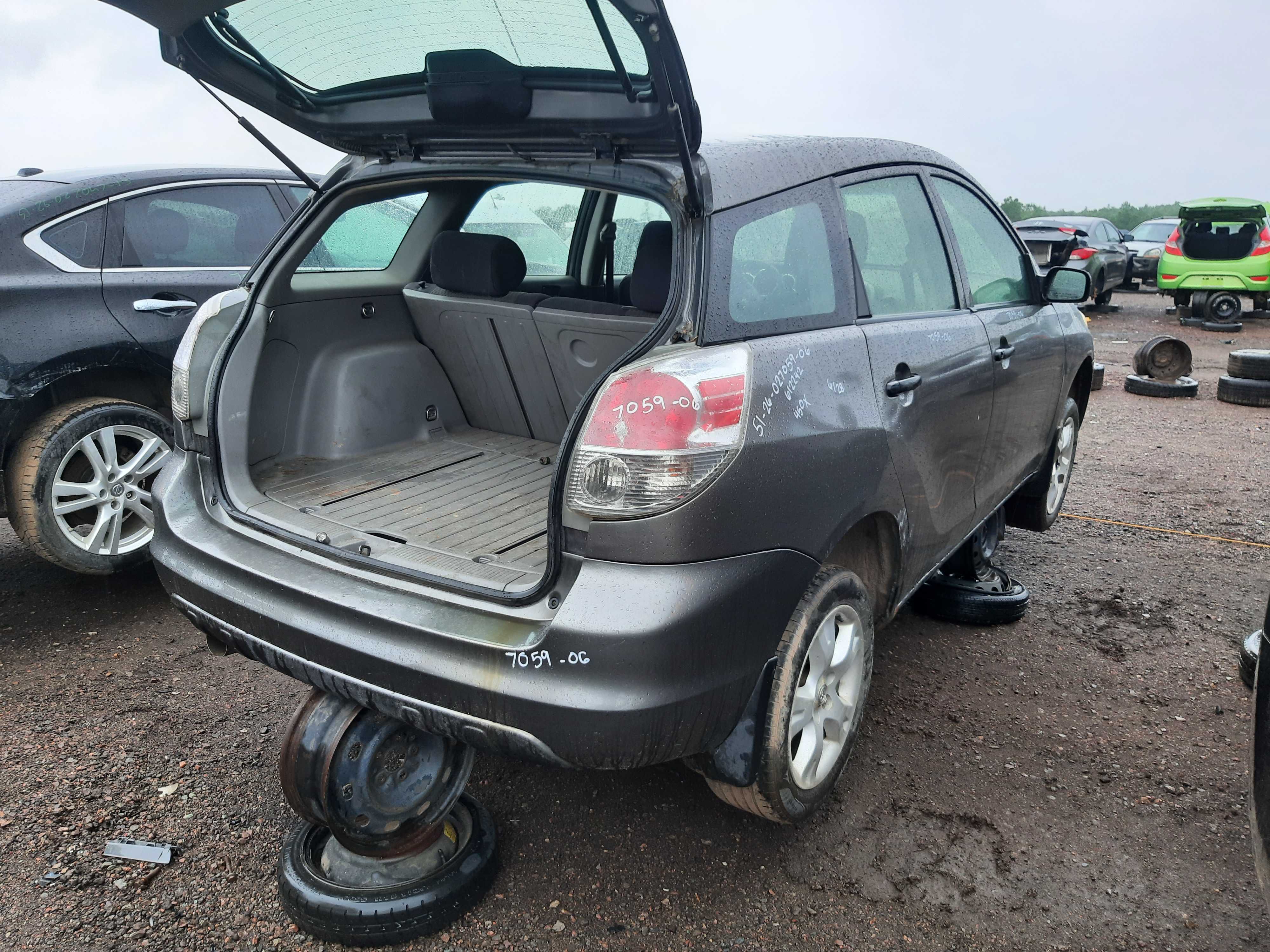 TOYOTA MATRIX 2006