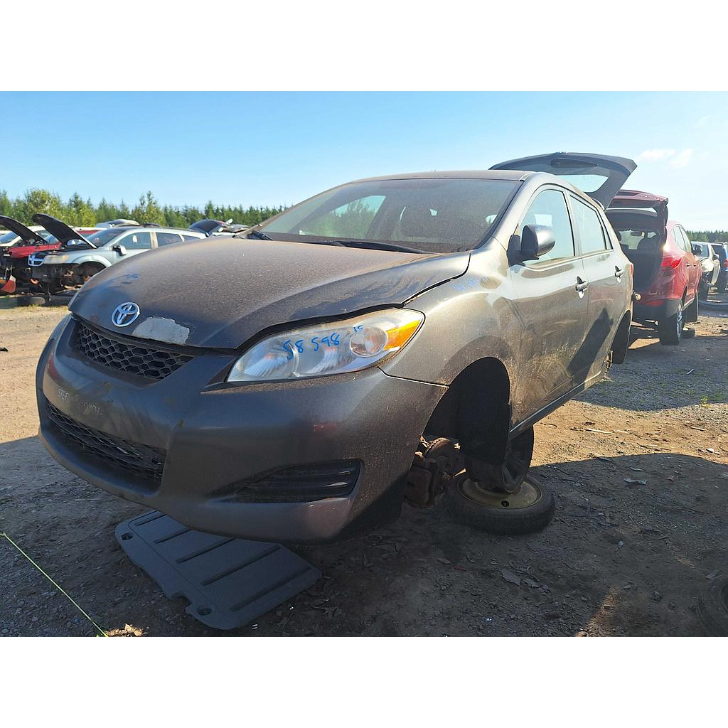 TOYOTA MATRIX 2010