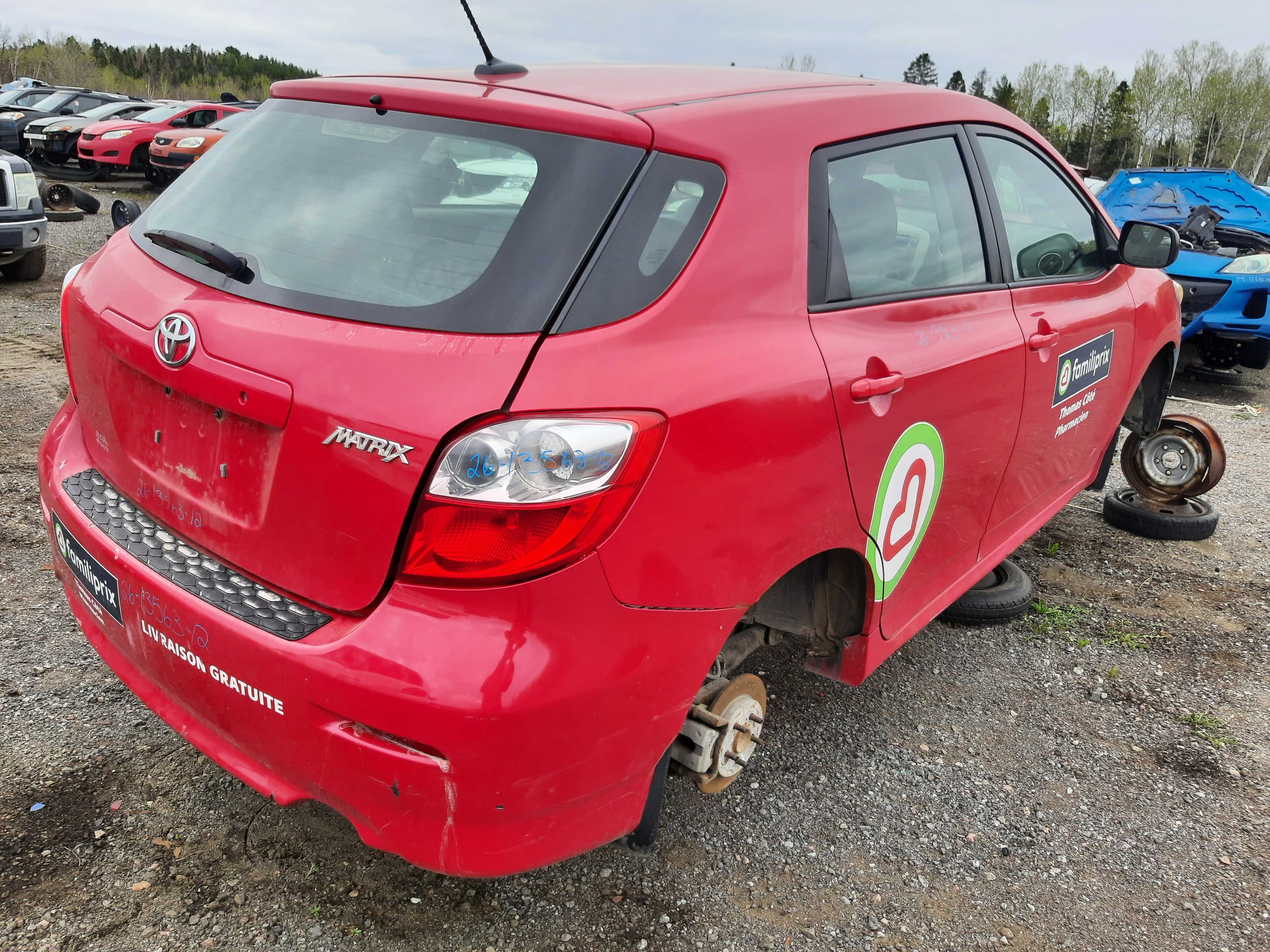 TOYOTA MATRIX 2012