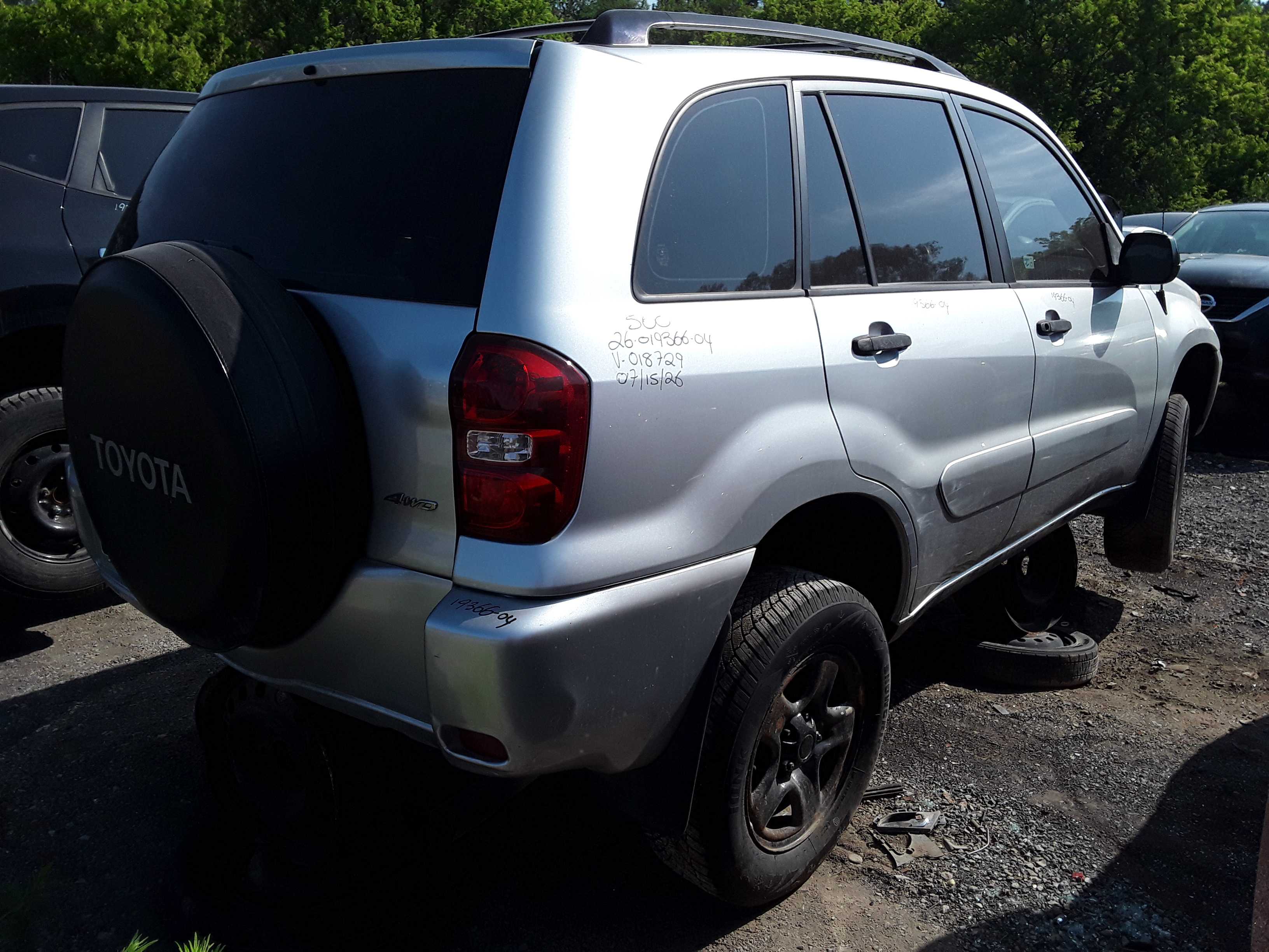 TOYOTA RAV4 2004