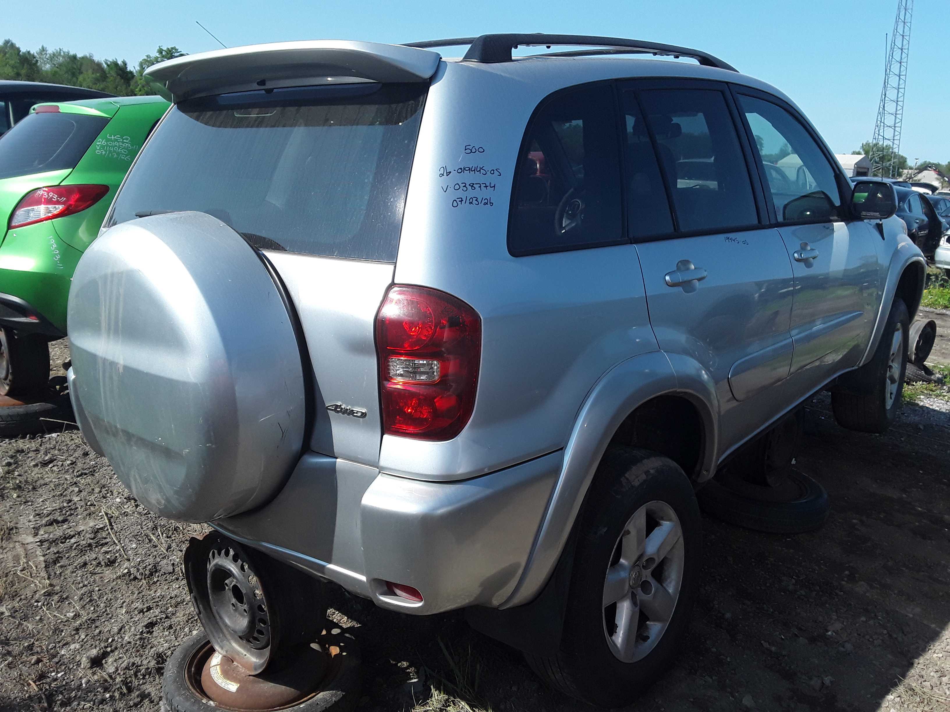 TOYOTA RAV4 2005