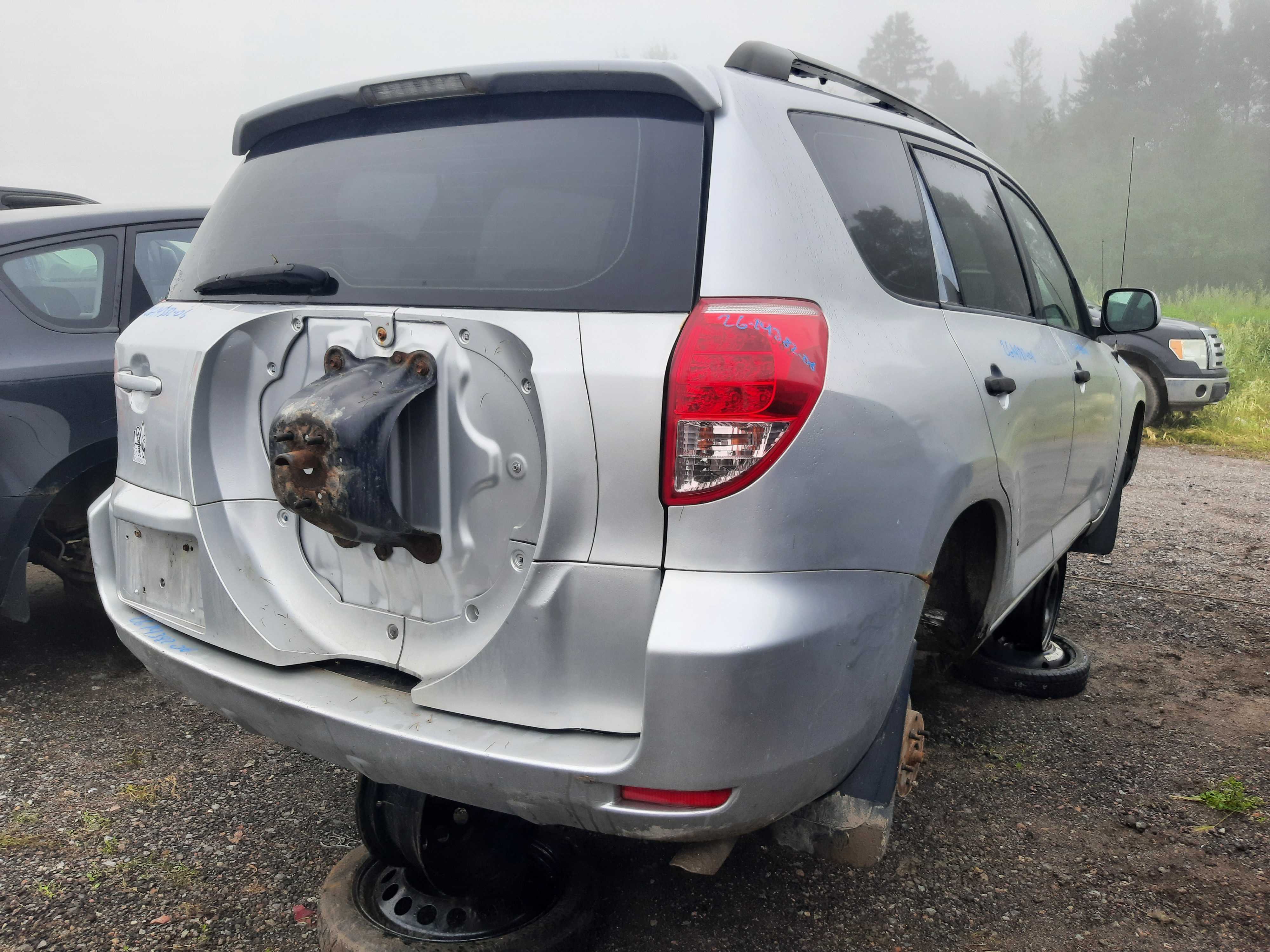 TOYOTA RAV4 2006