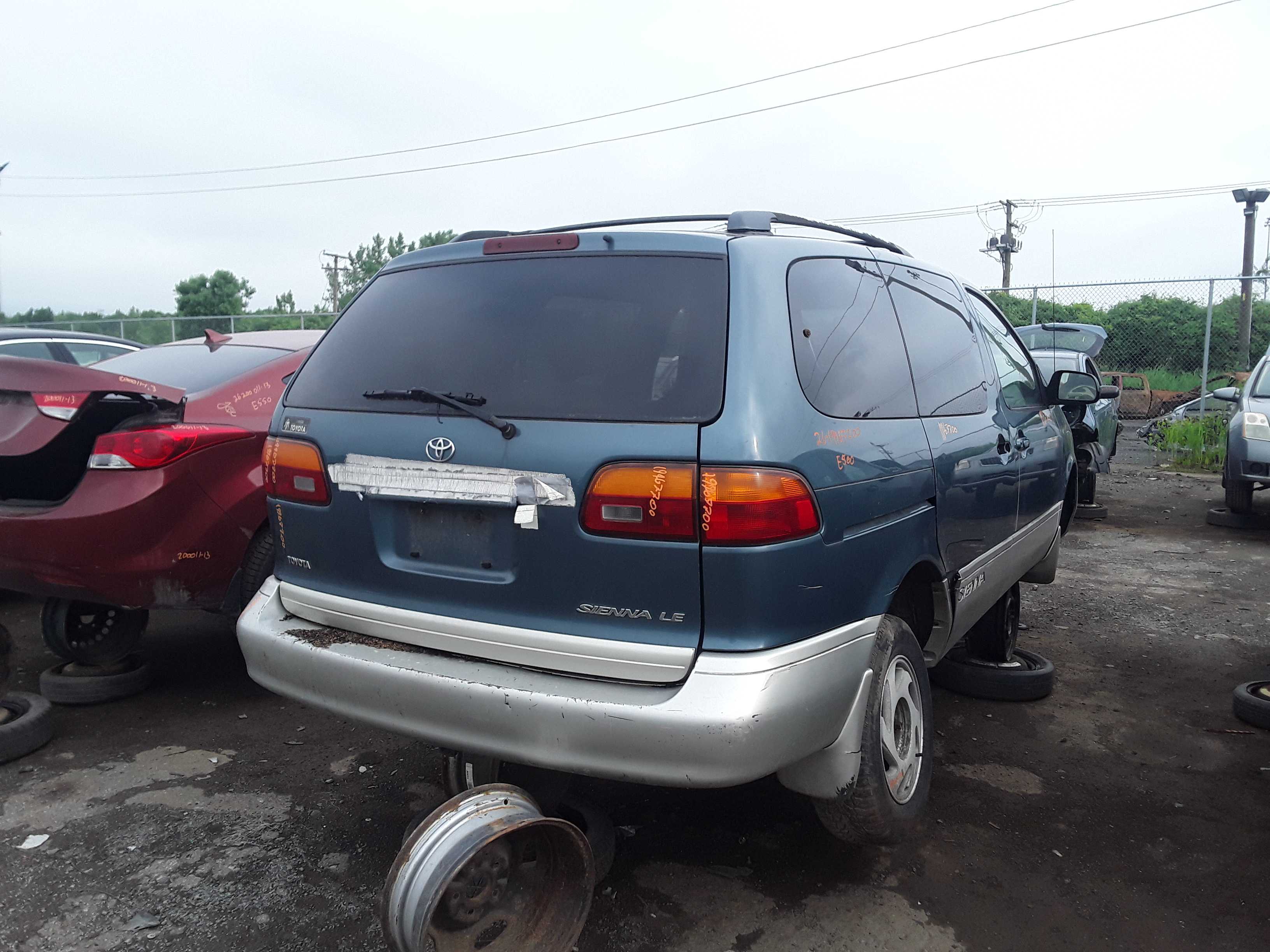 TOYOTA SIENNA 2000