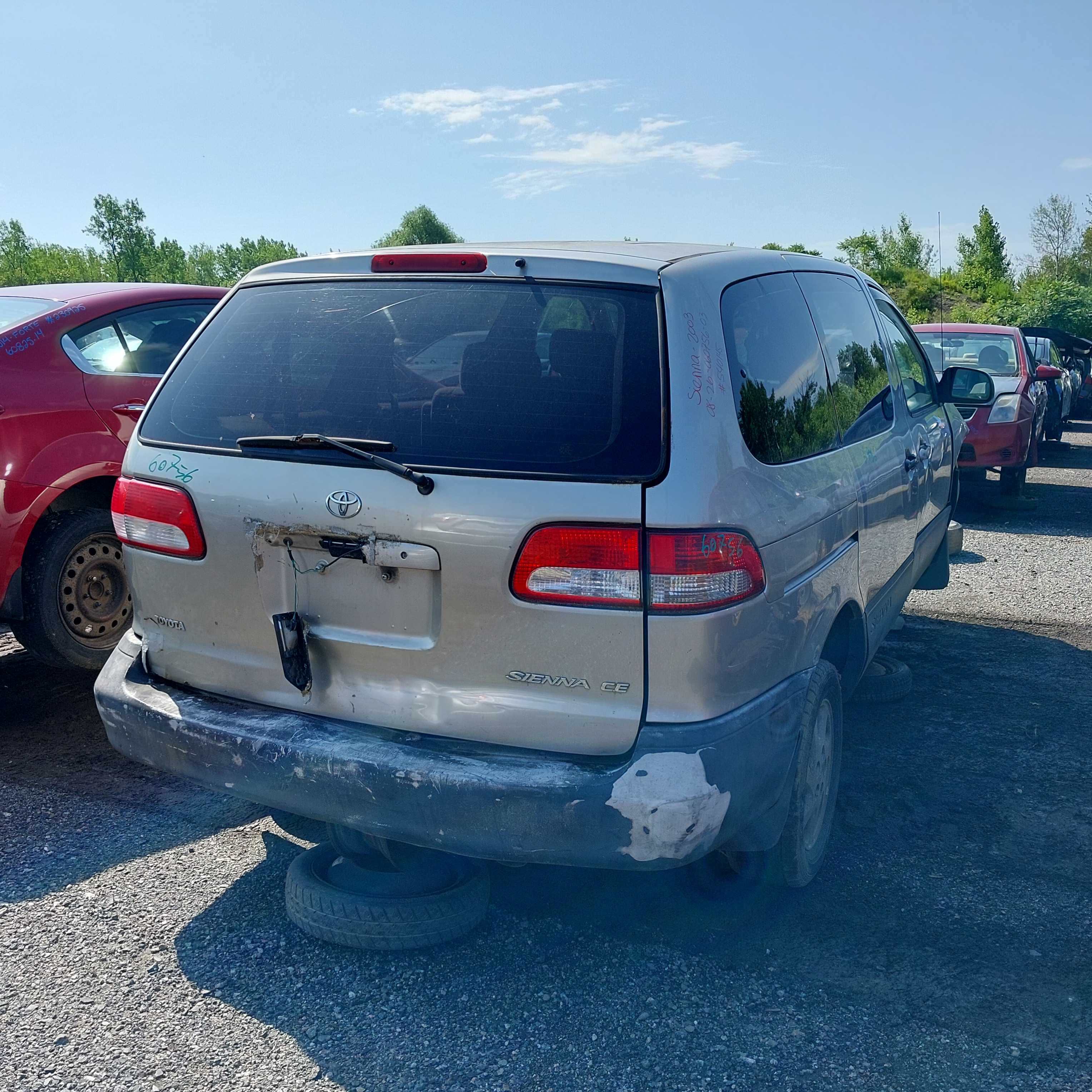 TOYOTA SIENNA 2003