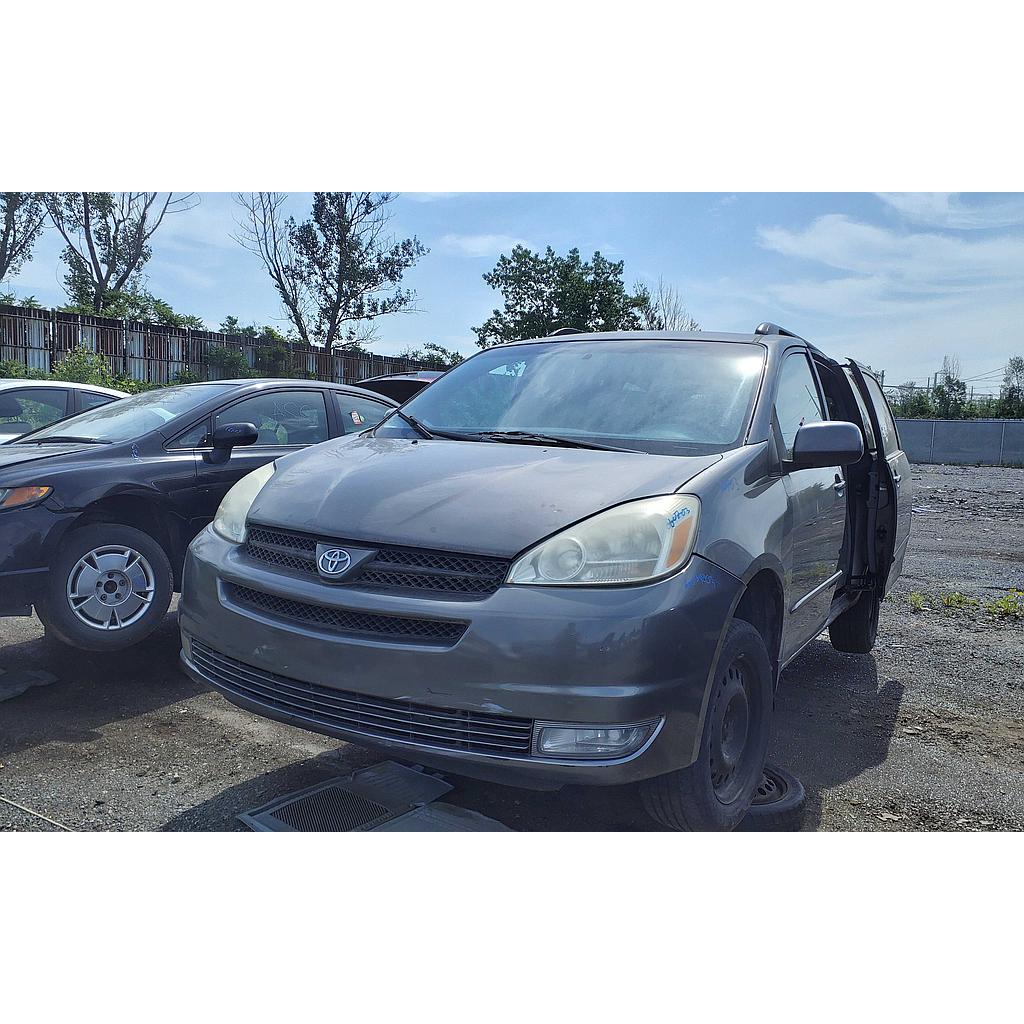 TOYOTA SIENNA 2004