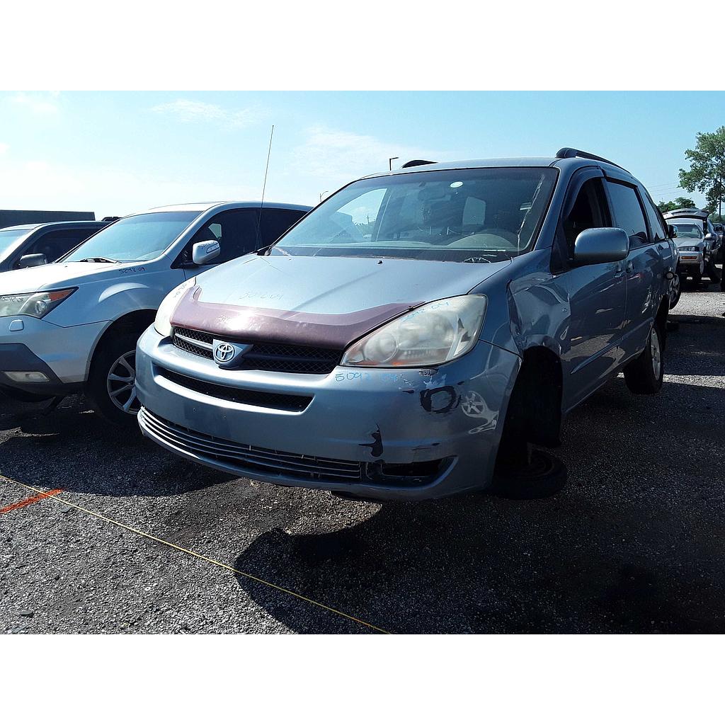 TOYOTA SIENNA 2004