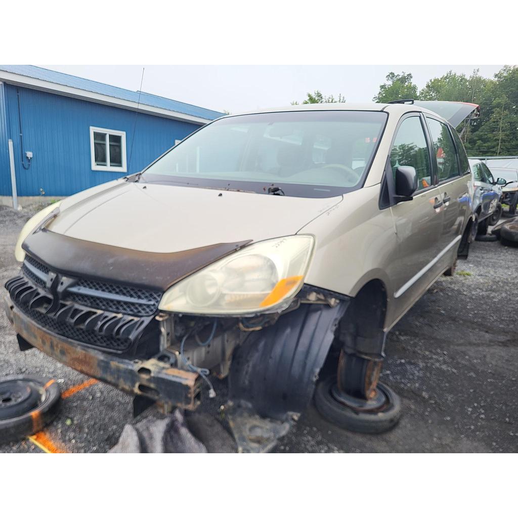 TOYOTA SIENNA 2005