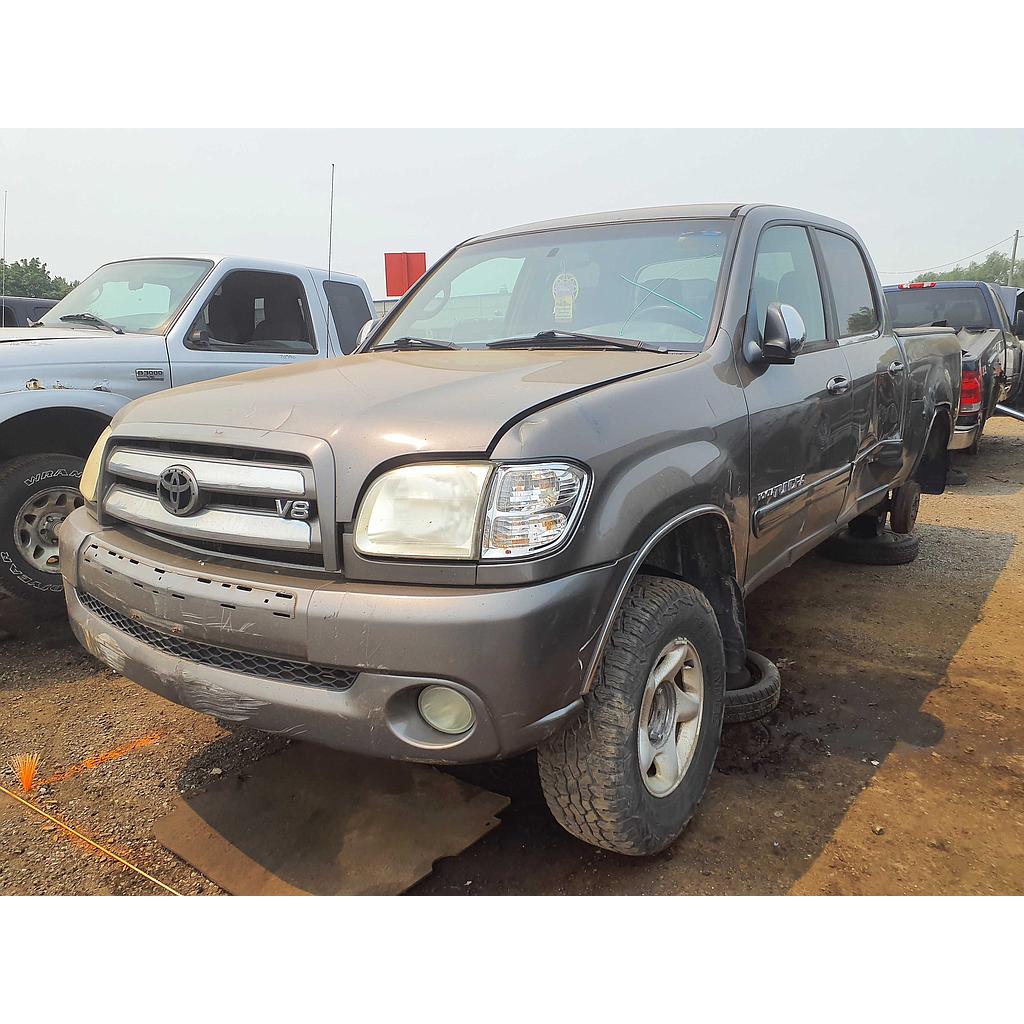 TOYOTA TUNDRA 2004